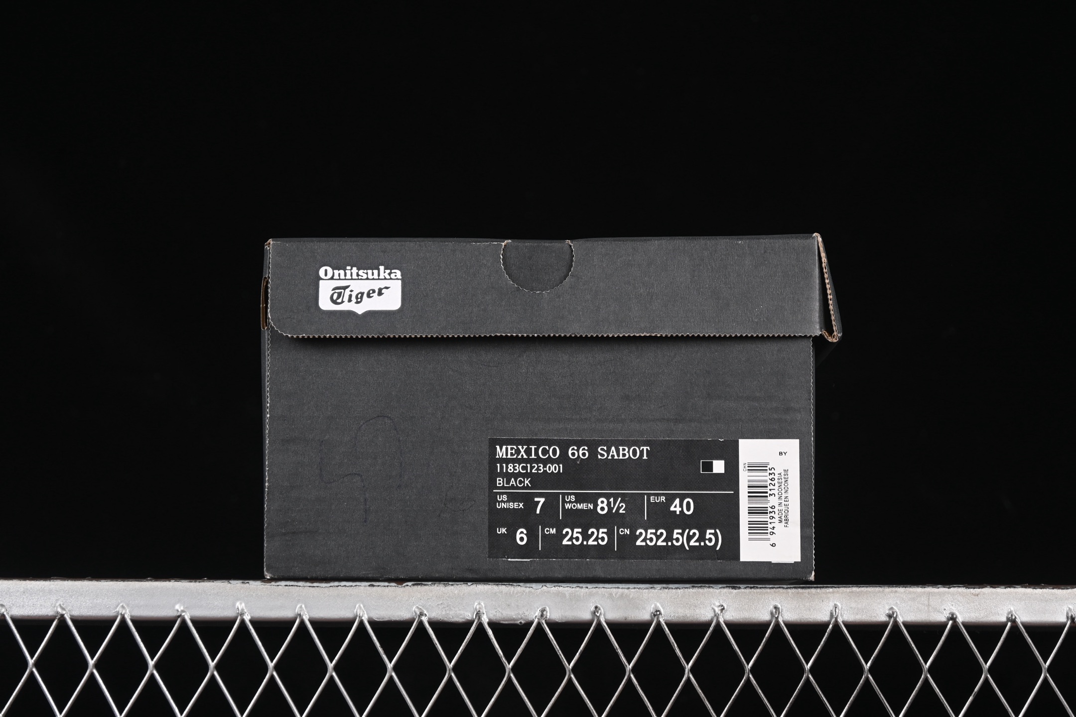 💰180纯原
OnitsukaTiger/鬼塚虎 Mexico 66 Sabot 网面透气一脚蹬半拖 1183C123-001
尺码:35 36 37 37.5 38 39 39.5 40.5 41.5 42 42.5 43.5 44 45 CSC3