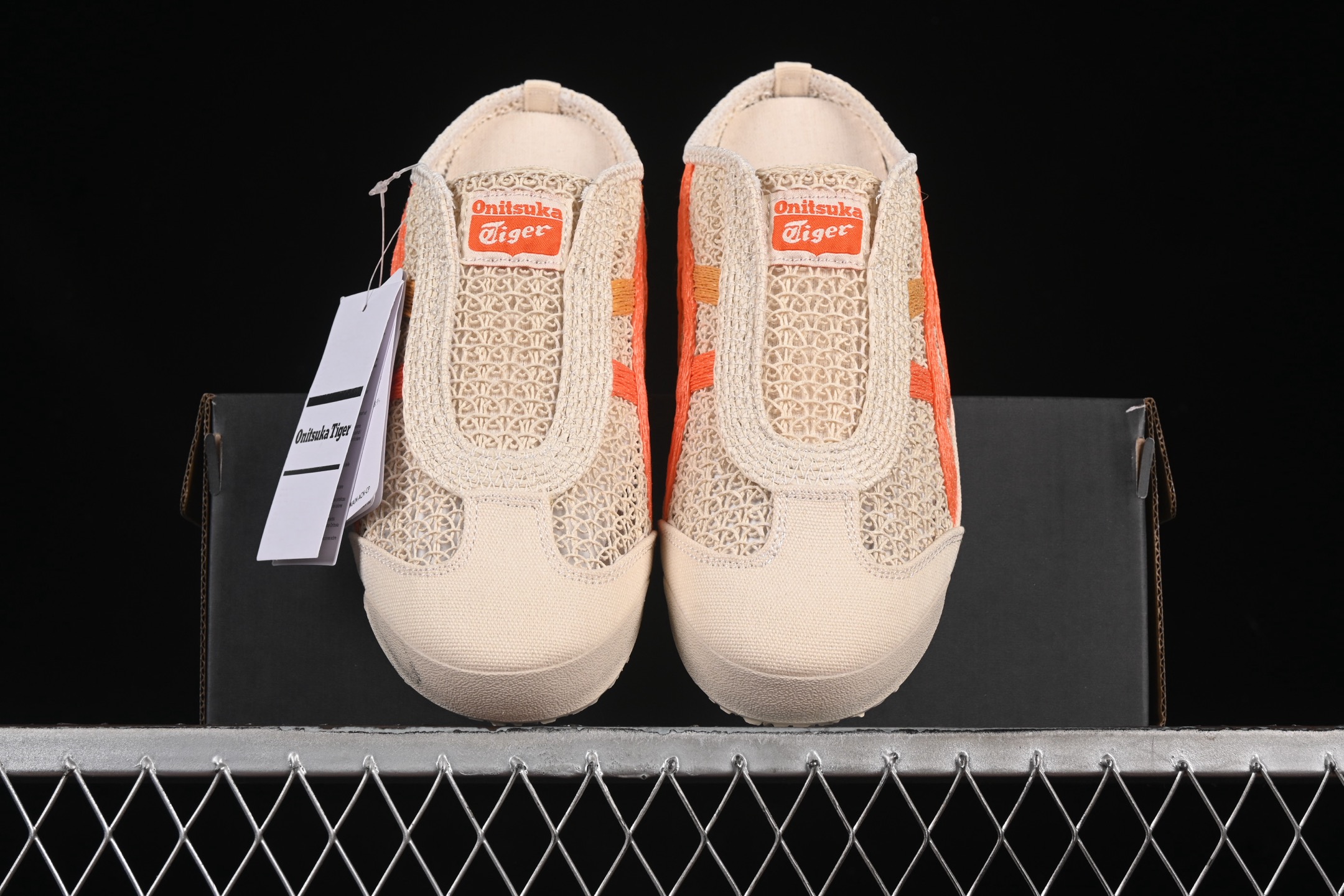 💰180纯原
OnitsukaTiger/鬼塚虎 Mexico 66 Sabot 网面透气一脚蹬半拖 1183C123-251
尺码:35 36 37 37.5 38 39 39.5 40.5 41.5 42 42.5 43.5 44 45 CSC3