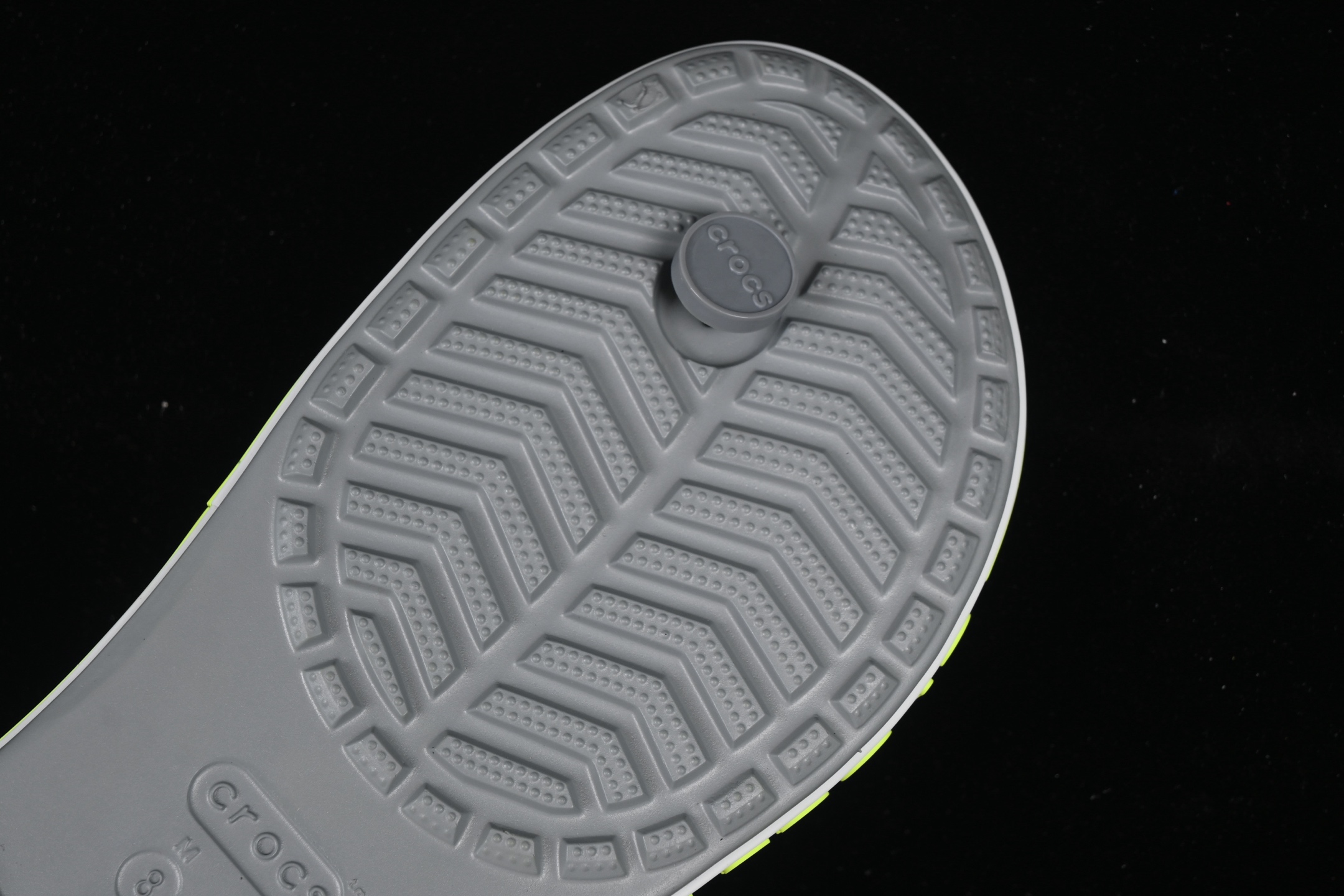 💰120纯原
Crocs Classic Clog 巴亚系列围条经典夏日沙滩室内外穿搭休闲涉水夹脚人字拖鞋
尺码：M7（39-40）M8（41-42）M9（42-43）M10（43-44）M11（45-46）B.D4