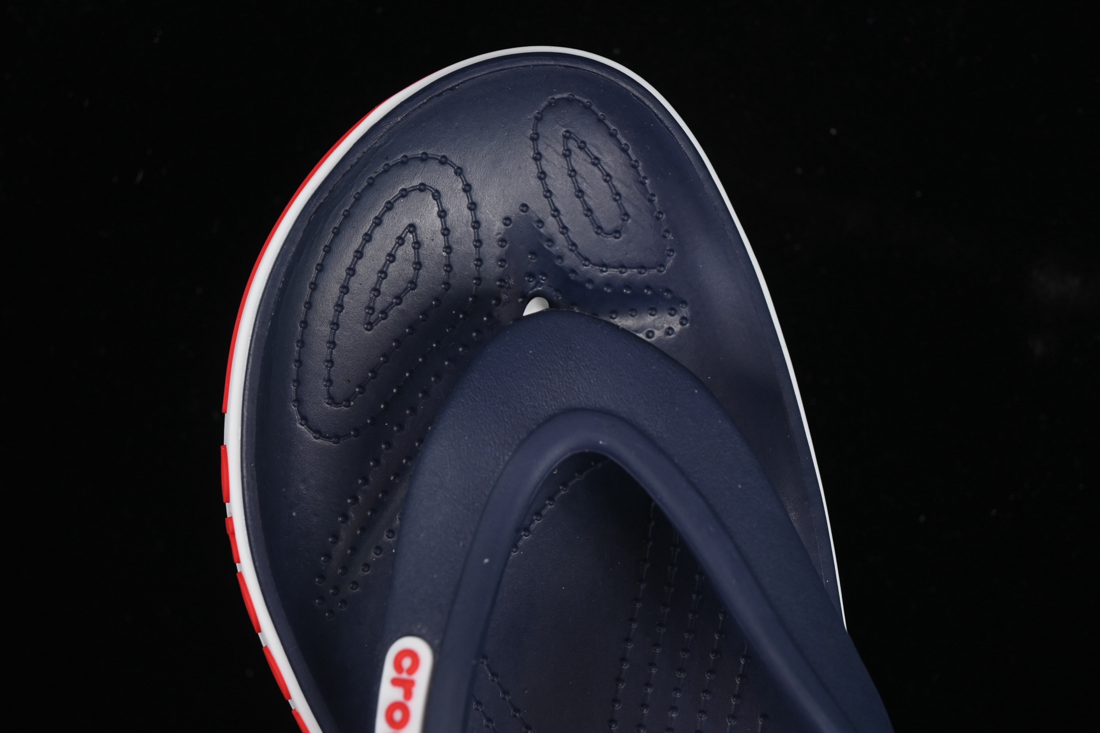 💰120纯原
 Crocs Classic Clog 巴亚系列围条经典夏日沙滩室内外穿搭休闲涉水夹脚人字拖鞋
尺码：M7（39-40）M8（41-42）M9（42-43）M10（43-44）M11（45-46）B.D4