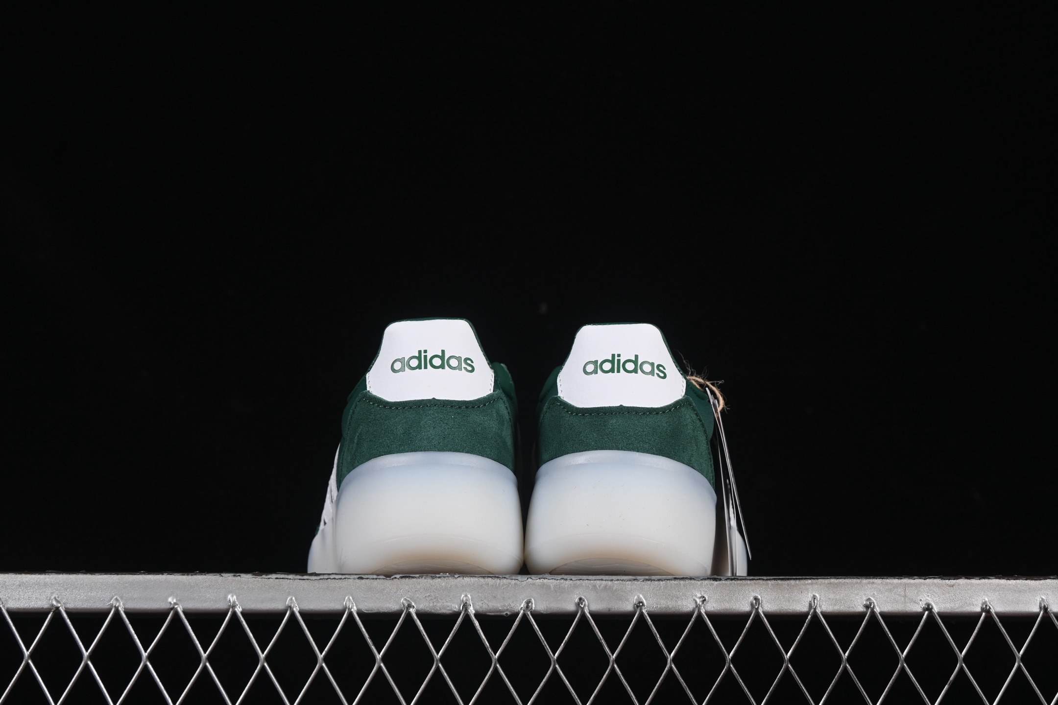 💰220纯原
Adidas Barreda Decode JI2318 阿迪舒适减震低帮休闲板鞋
尺码：36 36.5 37.5 38 38.5 39 40 40.5 41 42 42.5 43 44 44.5 45 N.C3