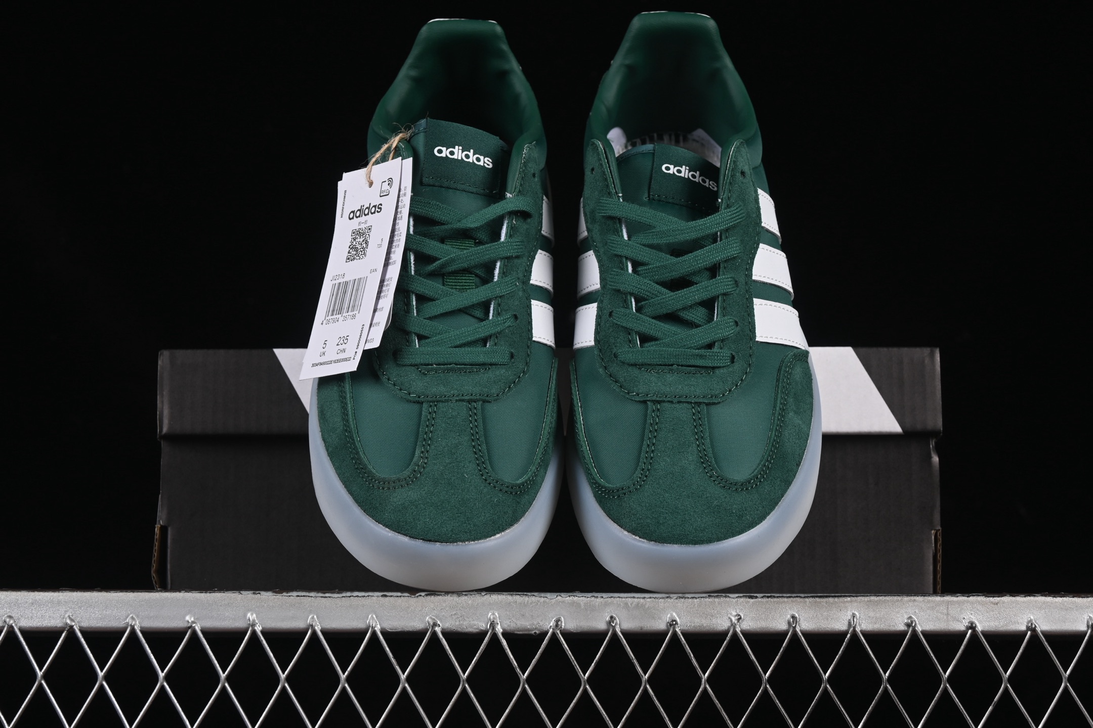 💰220纯原
Adidas Barreda Decode JI2318 阿迪舒适减震低帮休闲板鞋
尺码：36 36.5 37.5 38 38.5 39 40 40.5 41 42 42.5 43 44 44.5 45 N.C3