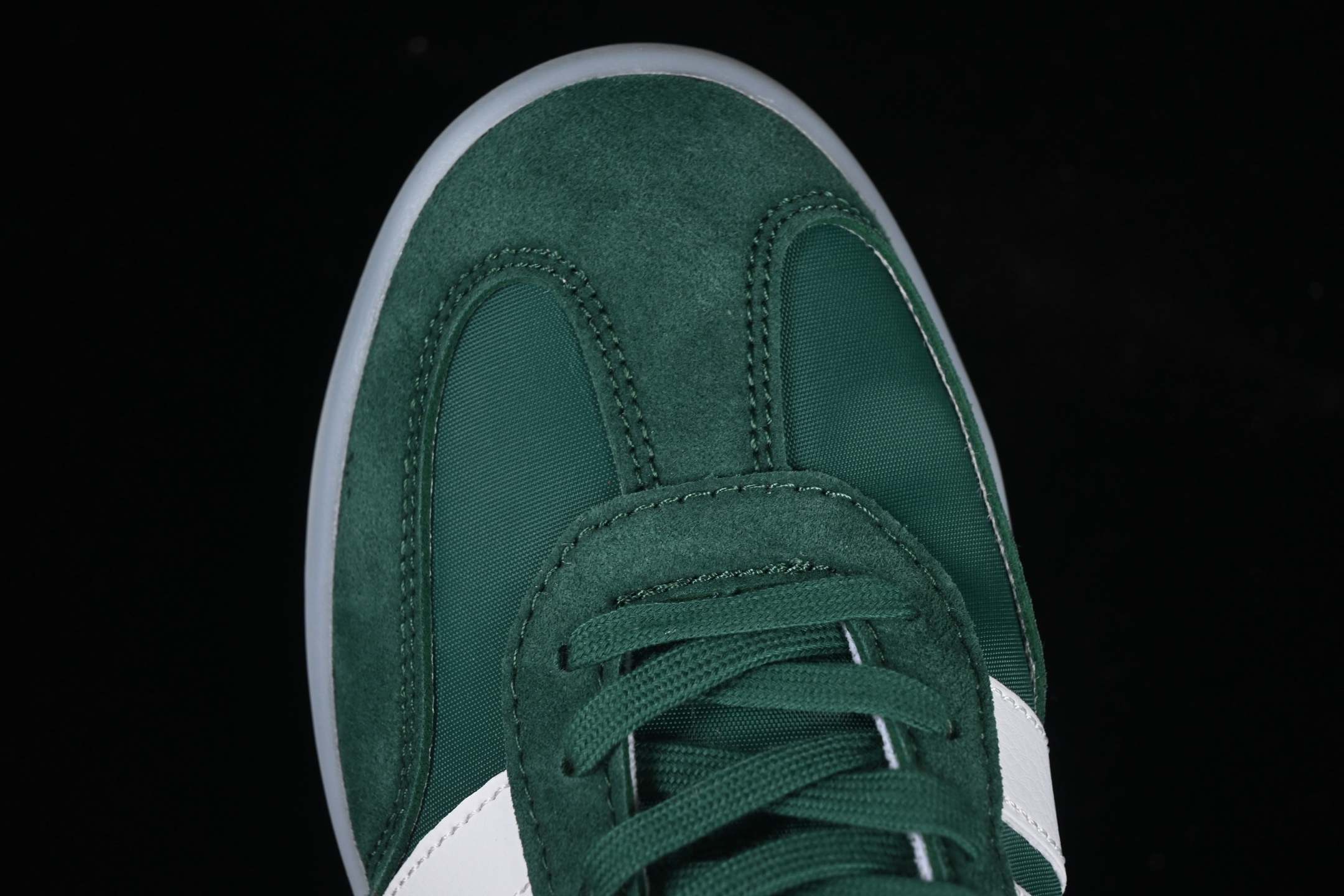 💰220纯原
Adidas Barreda Decode JI2318 阿迪舒适减震低帮休闲板鞋
尺码：36 36.5 37.5 38 38.5 39 40 40.5 41 42 42.5 43 44 44.5 45 N.C3