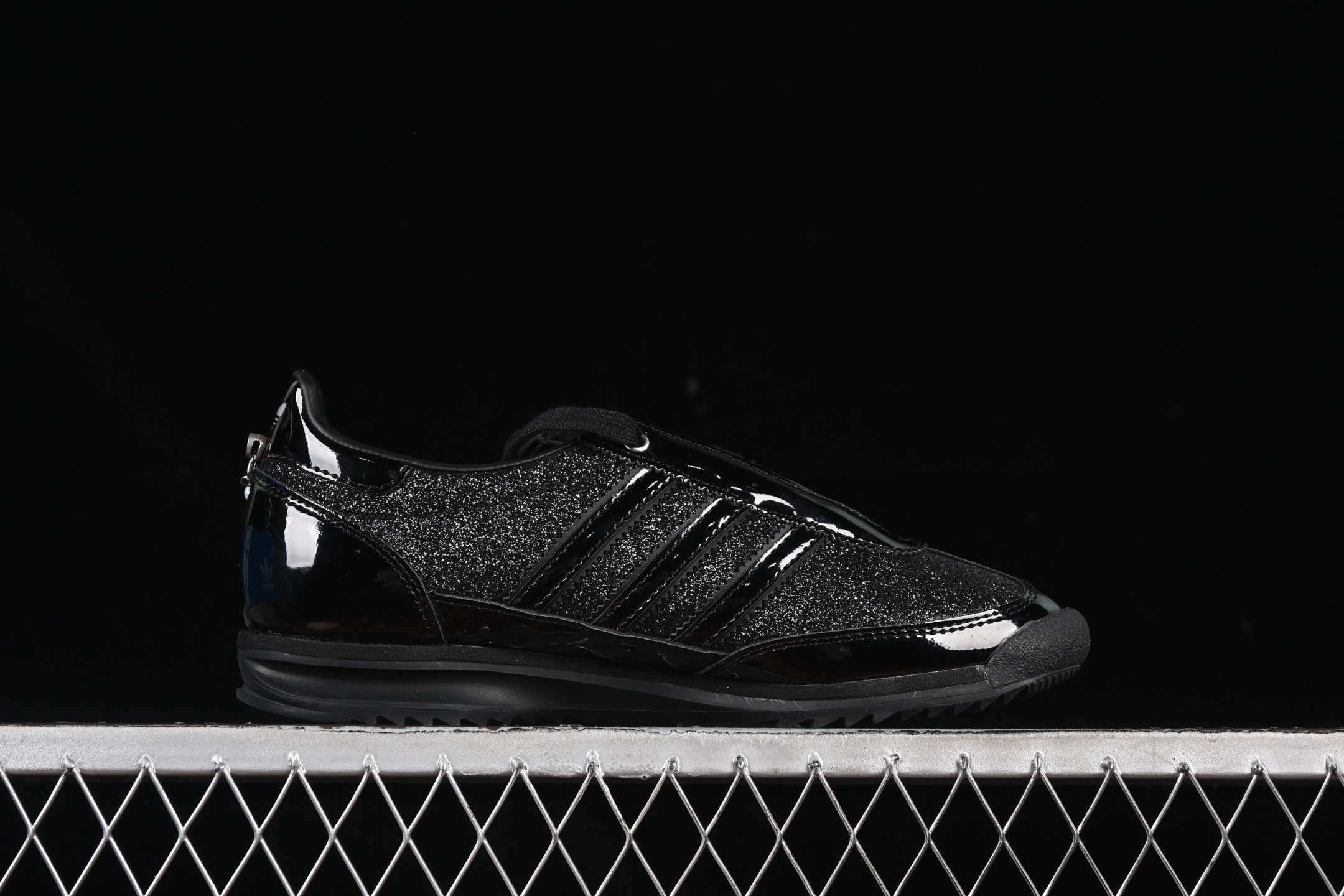 💰240纯原
 Adidas Originals SL 72 OG JQ2615 阿迪经典复古慢跑鞋
尺码：36 36.5 37 38 38.5 39 40 40.5 41 42 42.5 43 44 44.5 45 Z.C3