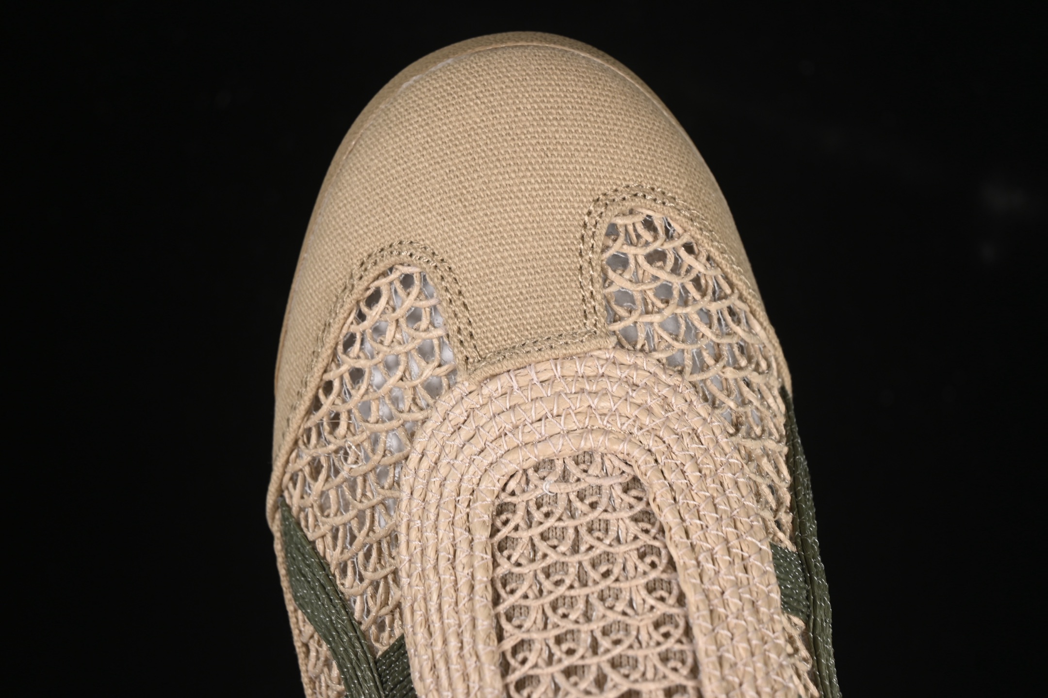 💰180纯原
OnitsukaTiger/鬼塚虎 Mexico 66 Sabot 网面透气一脚蹬半拖 1183C123-252
尺码:35 36 37 37.5 38 39 39.5 40.5 41.5 42 42.5 43.5 44 45 CSC3