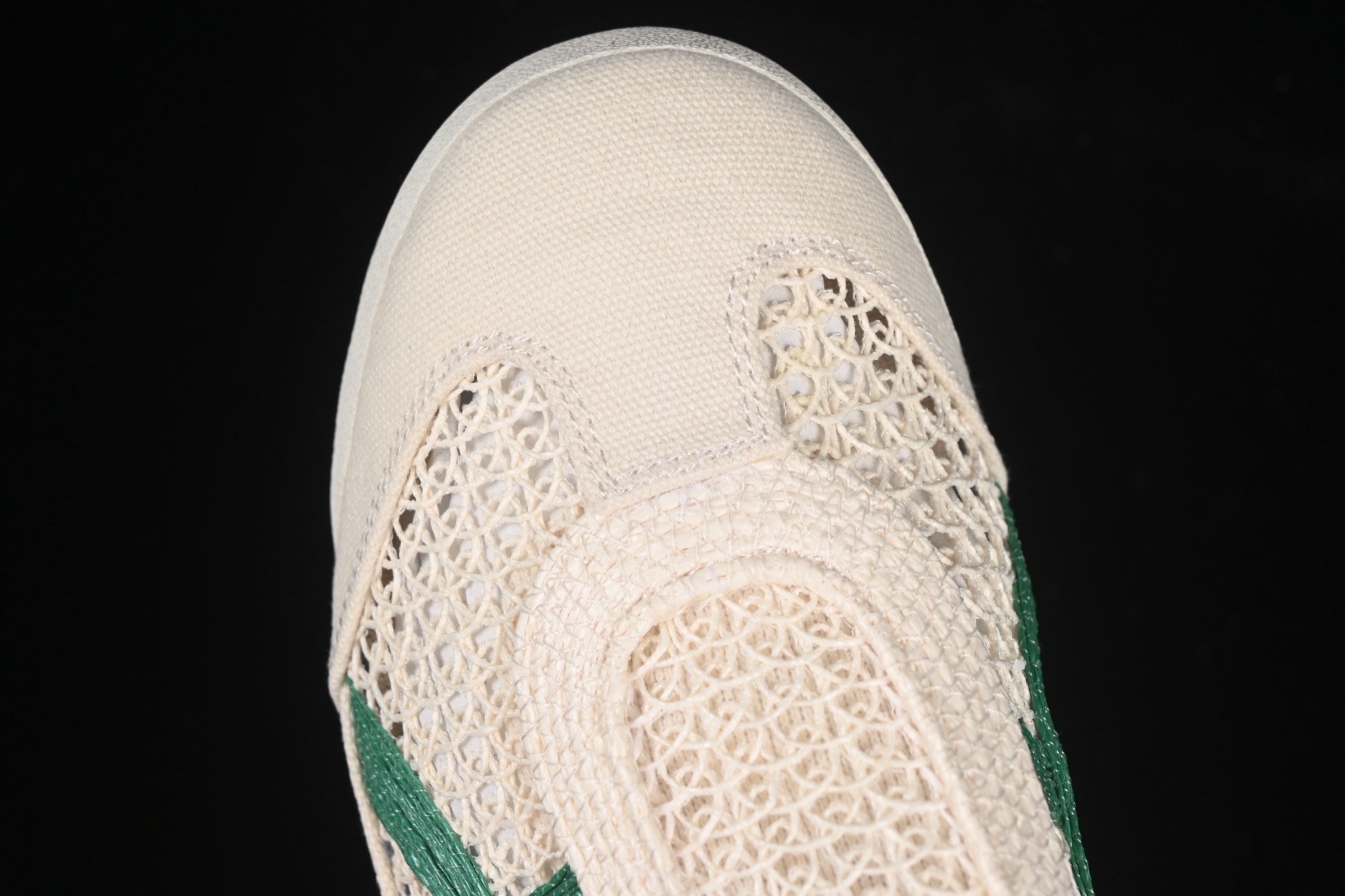 💰180纯原
OnitsukaTiger/鬼塚虎 Mexico 66 Sabot 网面透气一脚蹬半拖 1183C123-103
尺码:35 36 37 37.5 38 39 39.5 40.5 41.5 42 42.5 43.5 44 45 CSC3