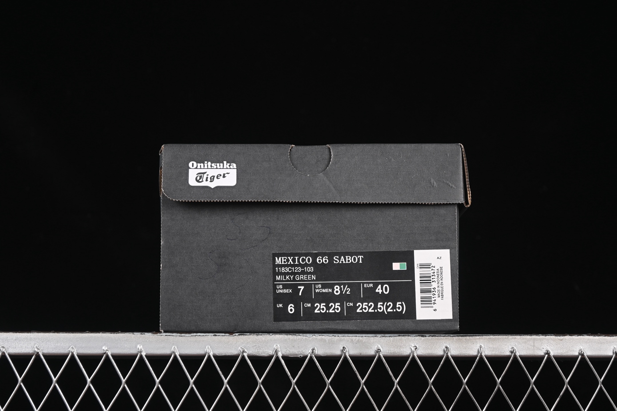 💰180纯原
OnitsukaTiger/鬼塚虎 Mexico 66 Sabot 网面透气一脚蹬半拖 1183C123-103
尺码:35 36 37 37.5 38 39 39.5 40.5 41.5 42 42.5 43.5 44 45 CSC3