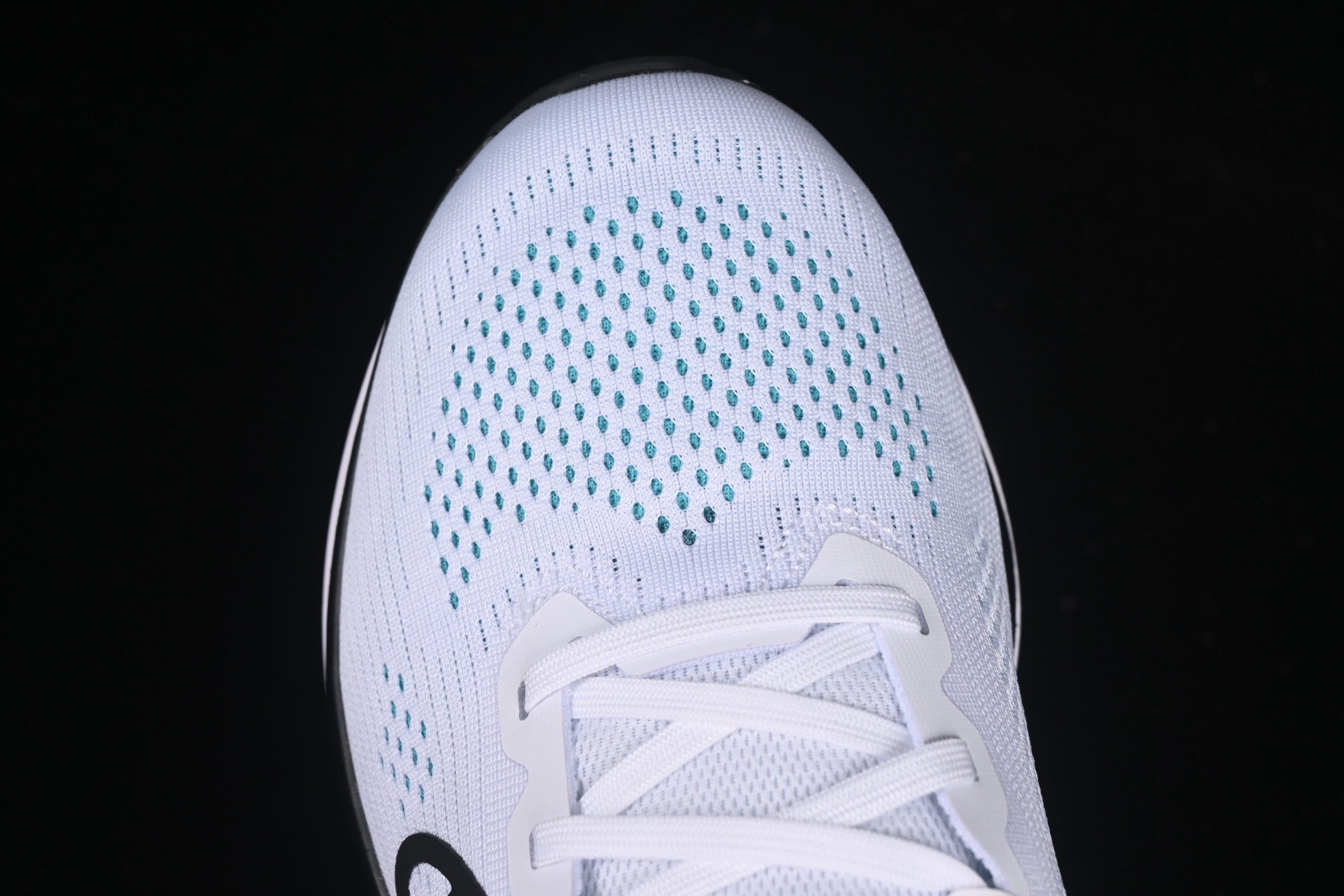 💰220纯原
 Nike Quest 6 耐克极致系列减震轻便跑鞋 FD6033-105
尺码：39 40 40.5 41 42 42.5 43 44 44.5 45 AJC3