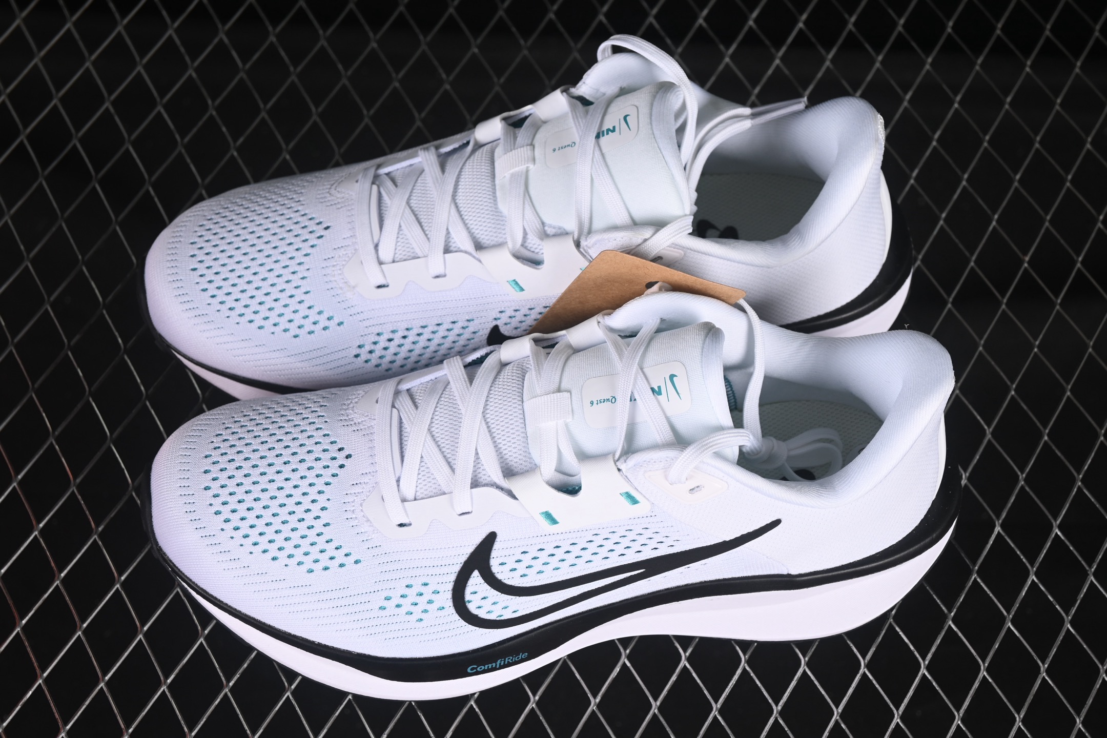 💰220纯原
 Nike Quest 6 耐克极致系列减震轻便跑鞋 FD6033-105
尺码：39 40 40.5 41 42 42.5 43 44 44.5 45 AJC3