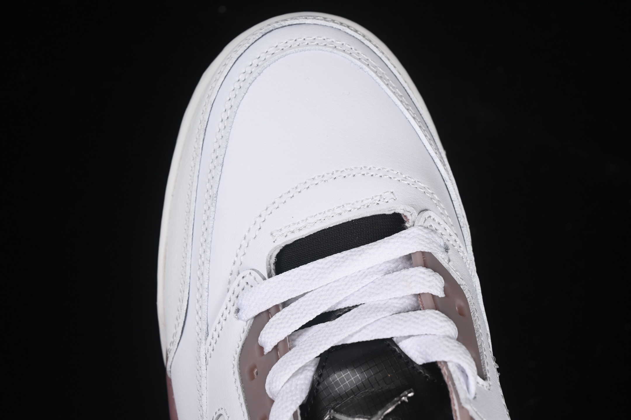 💰300纯原
Jordan Spizike Low AJ 乔丹合体元素 复古蓝配色 文化休闲板鞋 HV5974-111
#整双鞋在 Air Jordan 5 Low 廓形的基础上,通过加入 AJ3 的爆裂纹和鞋底设计、AJ6 的鞋舌和鞋带束扣、AJ4 的鞋侧三角稳定贴片和鞋带孔等,
尺码:36 36.5 37.5 38 38.5 39 40 40.5 41 42 42.5 43 44 44.5 45 46 47.5 ZZD4