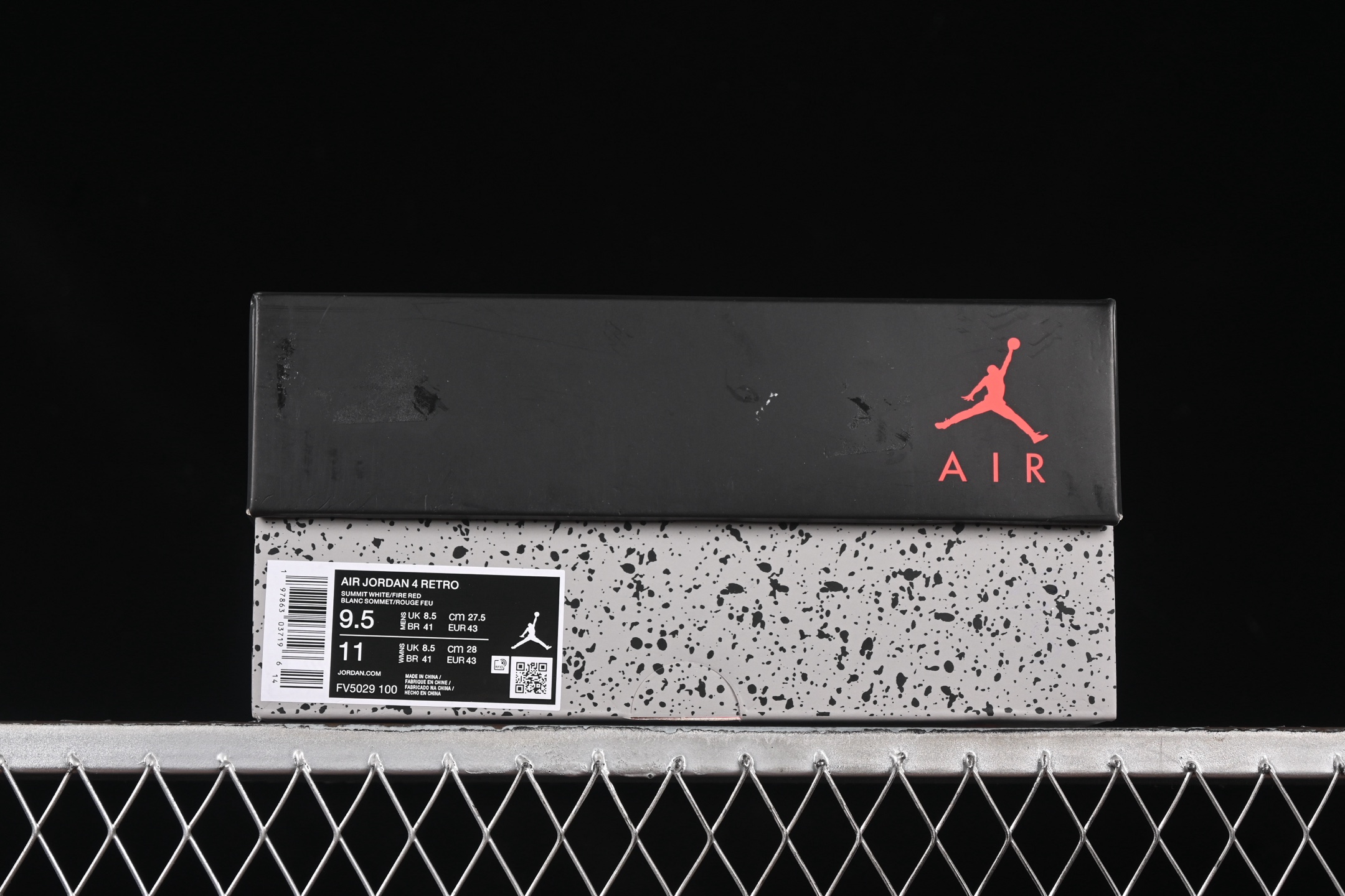 💰190真标💰280公司级💰380纯原💰480顶级
Air Jordan 4 Retro "White Cement" AJ4 乔4全新白水泥 FV5029-100
#大厂出品 原楦原纸板 客供原厂材料开发 极致一眼正品既视感 细节如图所
尺码:36 36.5 37.5 38 38.5 39 40 40.5 41 42 42.5 43 44 44.5 45 46 47.5 B.G7