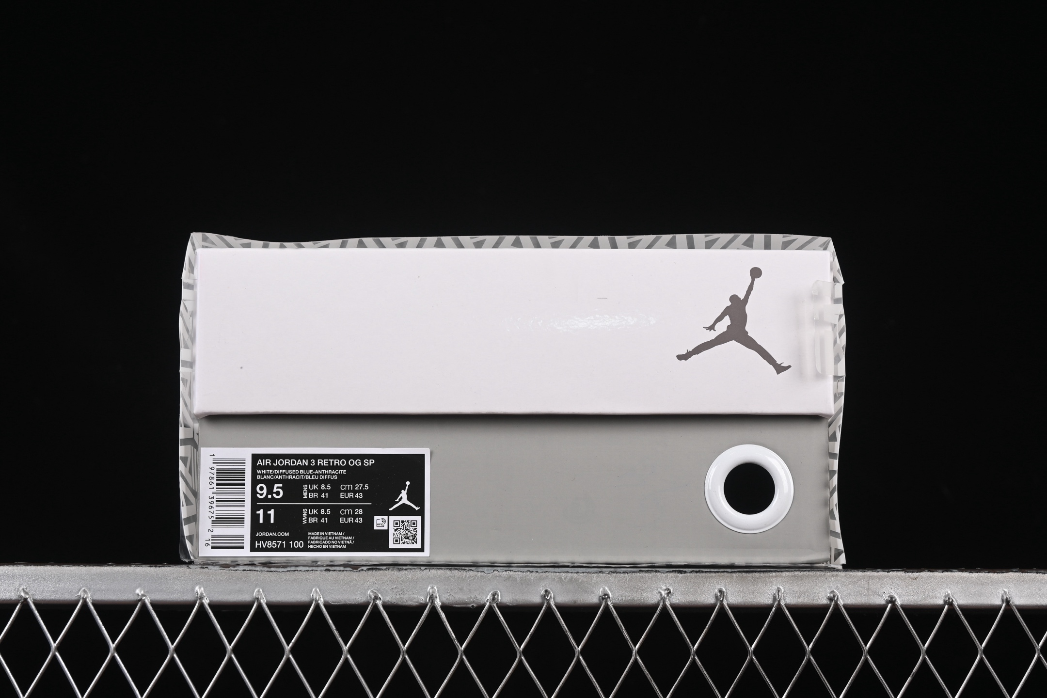 💰520顶级
Air Jordan 3 Retro OG SP "Diffused Blue" AJ3 乔3白蓝水泥 HV8571-100
#大厂出品 原楦原纸板 细节如图所 客供原厂材料开发 极致一眼正品既视感 细节如图所
尺码:36 36.5 37.5 38 38.5 39 40 40.5 41 42 42.5 43 44 44.5 45 46 47.5 B.G7