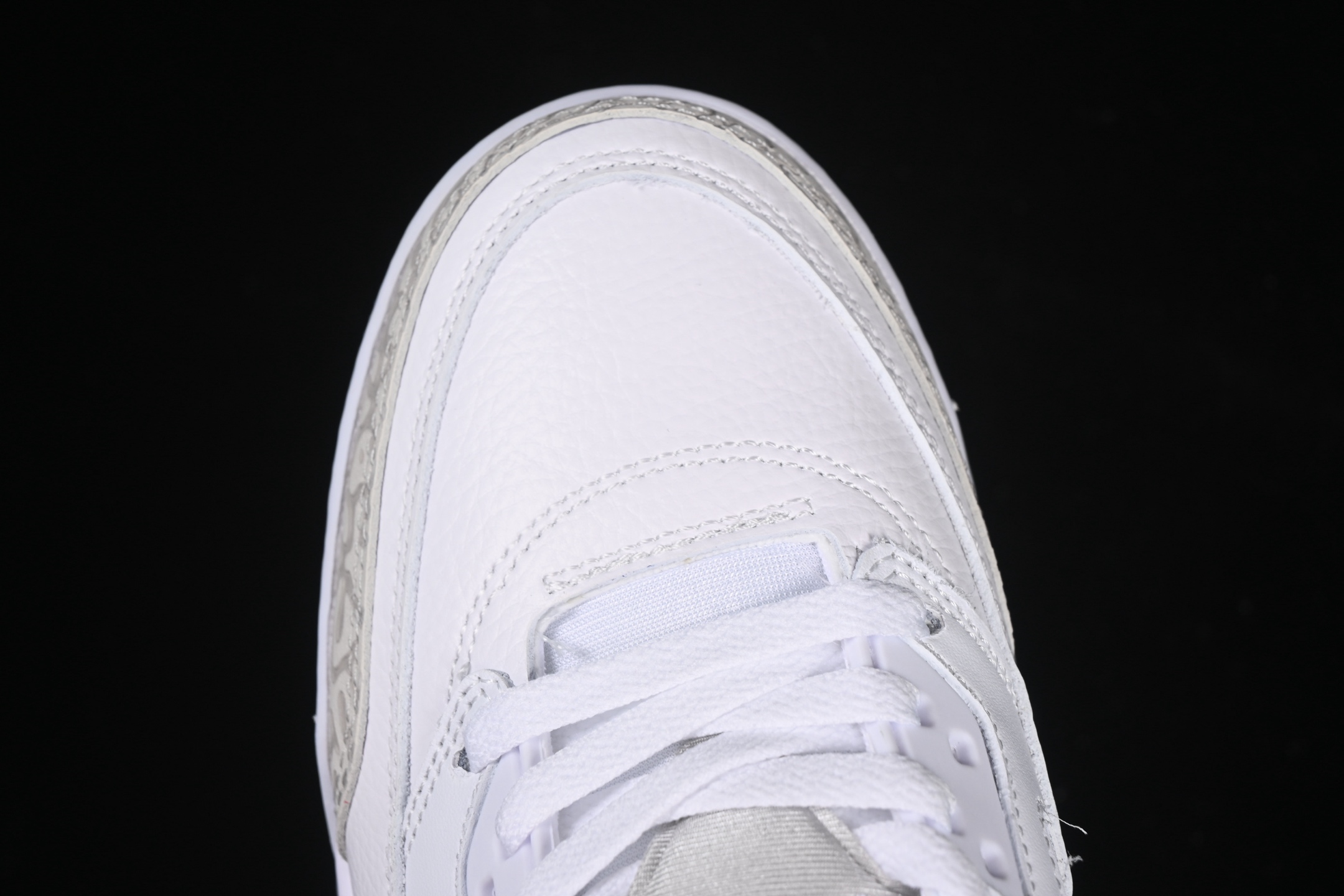 💰300纯原
Jordan Spizike Low AJ 乔丹合体元素 复古蓝配色 文化休闲板鞋 FQ1759-103
#整双鞋在 Air Jordan 5 Low 廓形的基础上,通过加入 AJ3 的爆裂纹和鞋底设计、AJ6 的鞋舌和鞋带束扣、AJ4 的鞋侧三角稳定贴片和鞋带孔等,
尺码:36 36.5 37.5 38 38.5 39 40 40.5 41 42 42.5 43 44 44.5 45 46 47.5 ZZD4