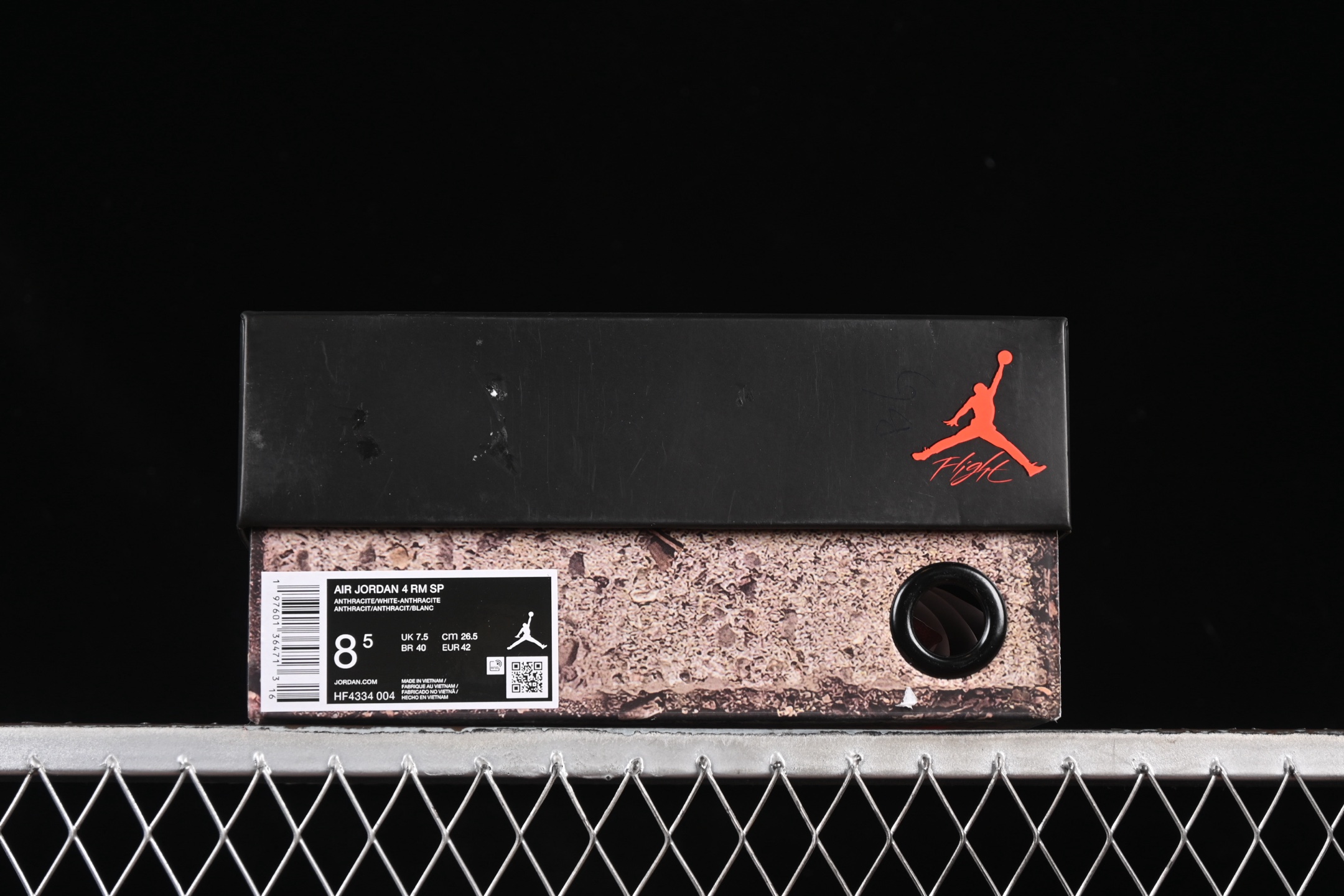 💰520顶级
Air Jordan 4 "Remastered" AJ4 乔4 低帮复古篮球鞋 HF4334-004
#大厂出品 原楦原纸板 细节如图所 客供原厂材料开发 极致一眼正品既视感 细节如图所
尺码：40 40.5 41 42 42.5 43 44 44.5 45 46 47.5 B.G7