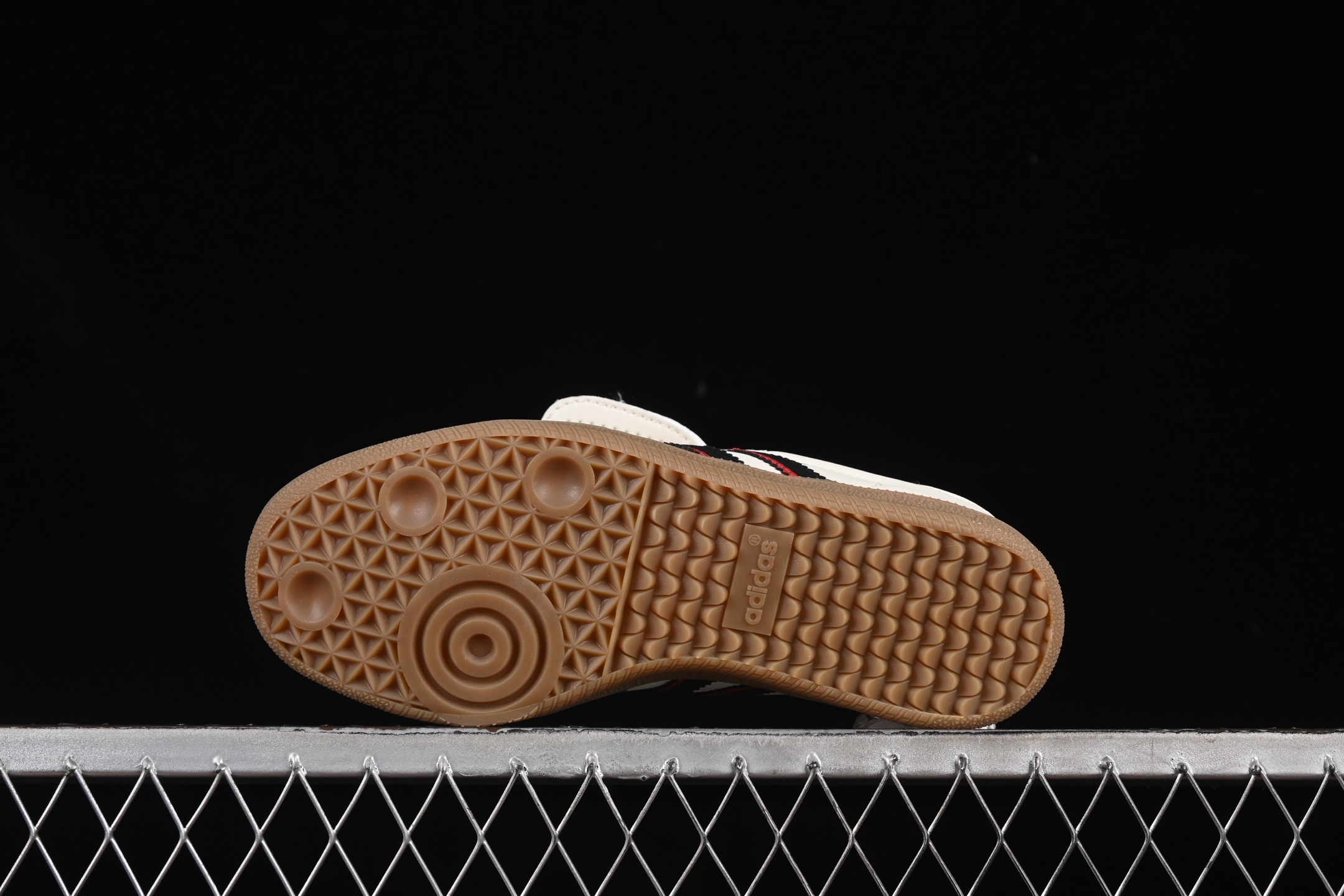 Adidas Samba LT JQ5124 阿迪三叶草休闲板鞋尺码：35 36 36.5 37 38 