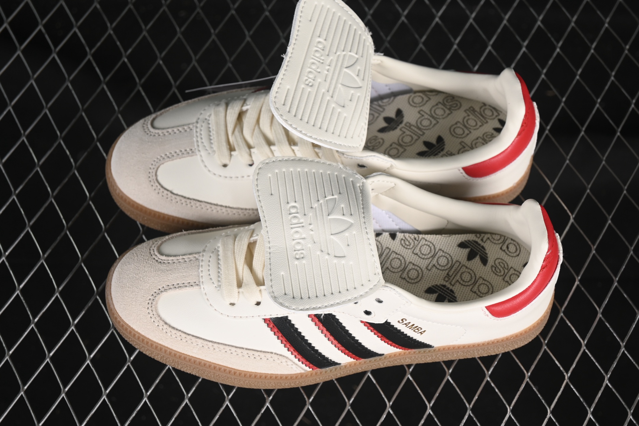 Adidas Samba LT JQ5124 阿迪三叶草休闲板鞋尺码：35 36 36.5 37 38 