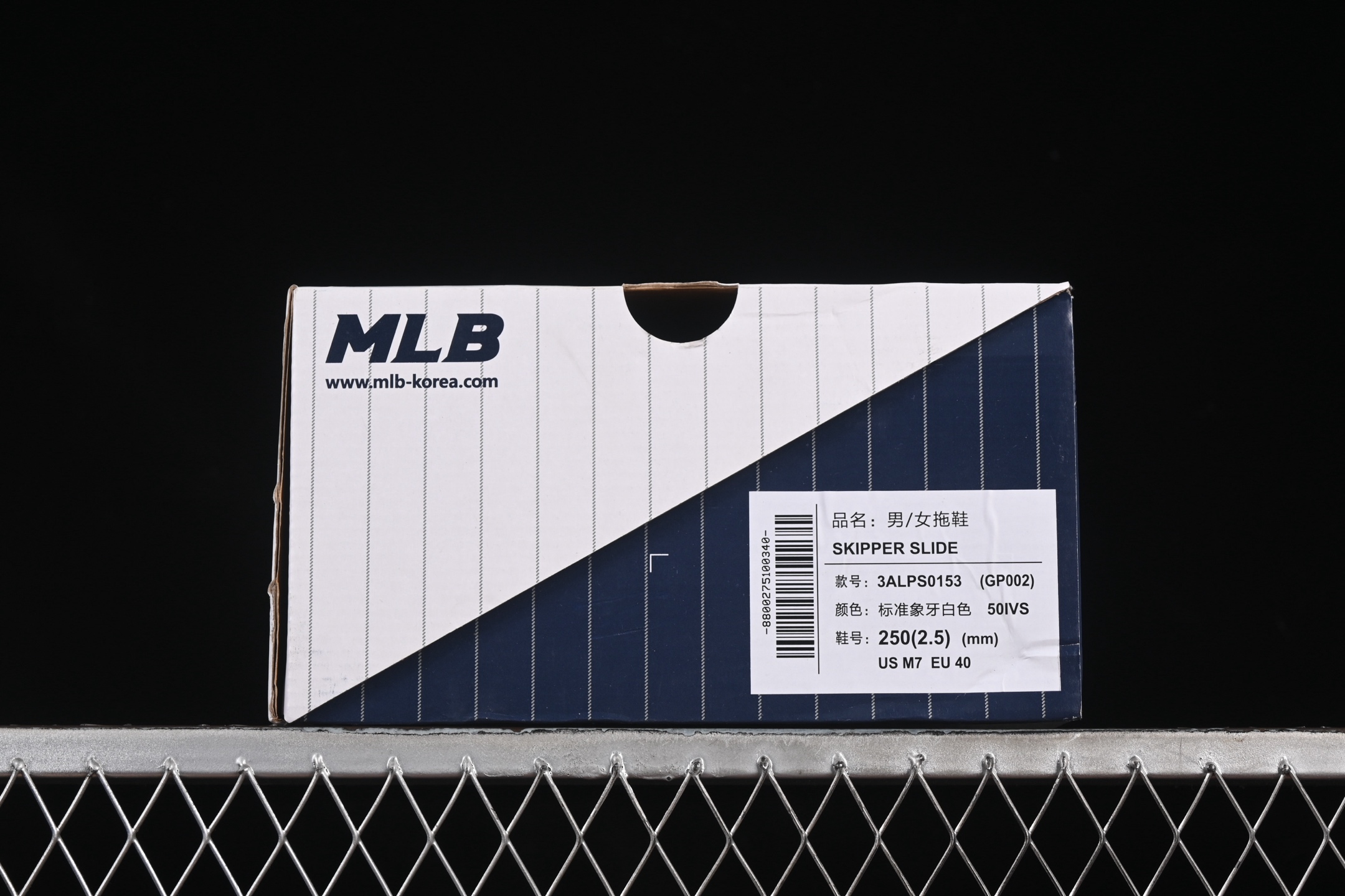 💰160纯原
NY MLB Skipper Slide 纽约洋基队 夏季休闲拖鞋 3ALPS015350IVS
尺码：35 36 36.5 37.5 38 38.5 39 40 40.5 41 42 42.5 43 44 N.C3
