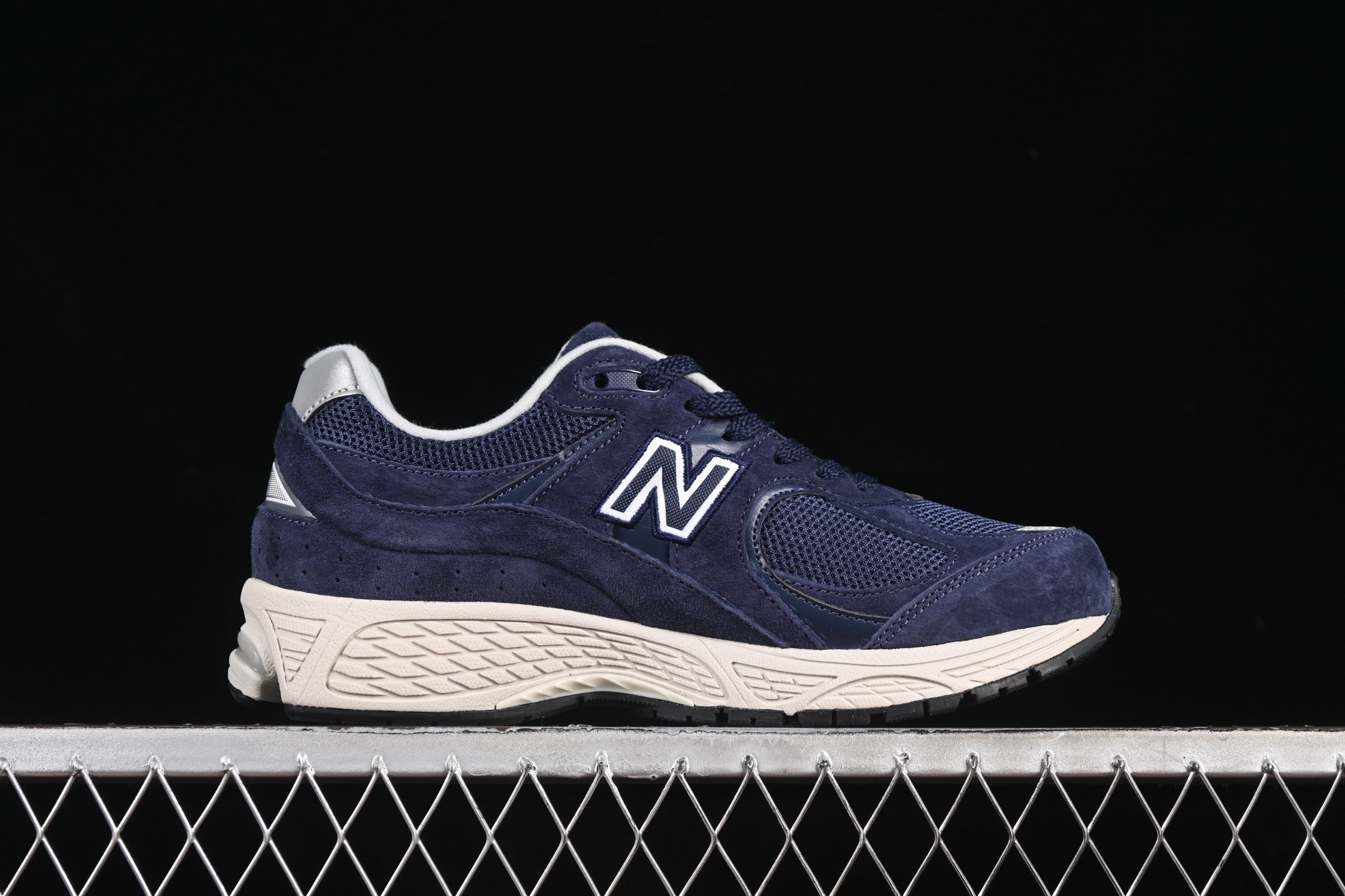  New Balance 2002系列 复古休闲跑步鞋 ML2002RD
#鞋款延续了经典科技，升级版