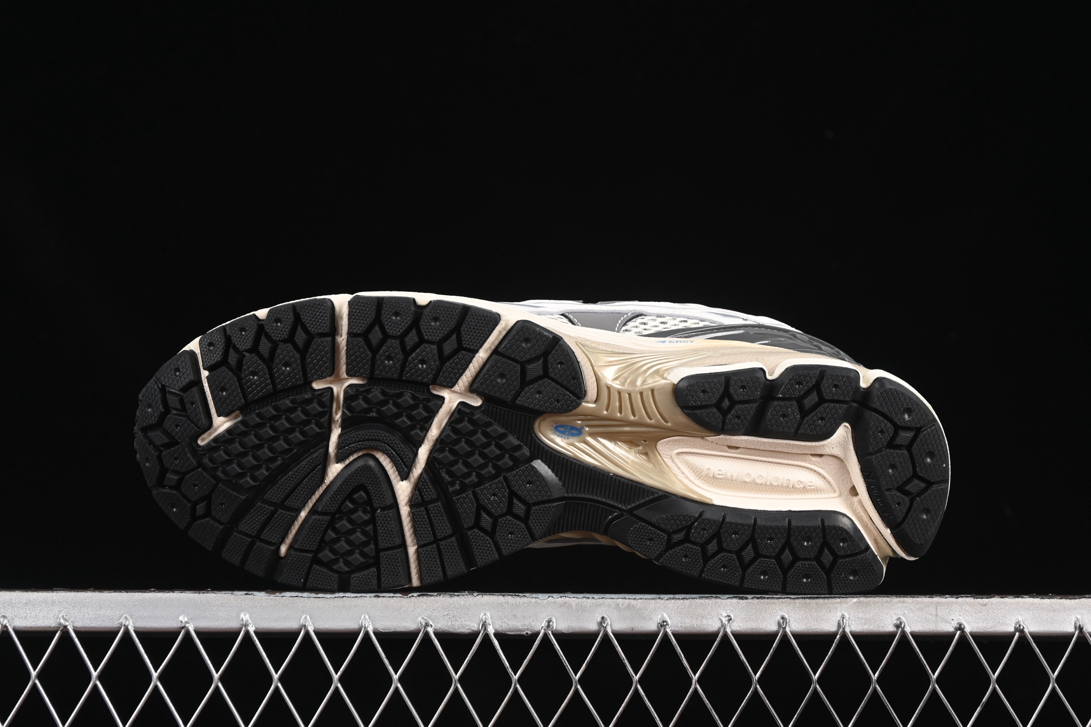  纯原版 New Balance 1906系列复古老爹风休闲运动慢跑鞋 U1906NA
#采用轻质牛剖