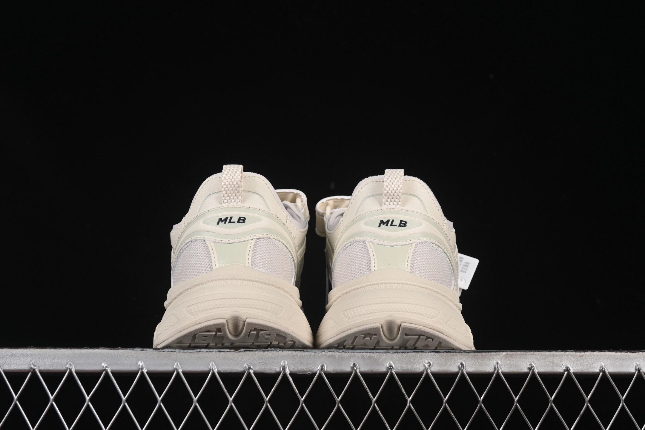 💰220纯原
NY MLB Ace Runner Mask Jane 纽约洋基队 夏季休闲凉鞋 3ASDACE5350CRS
尺码：35 36 36.5 37.5 38 38.5 39 40 40.5 41 42 42.5 43 44 N.C3