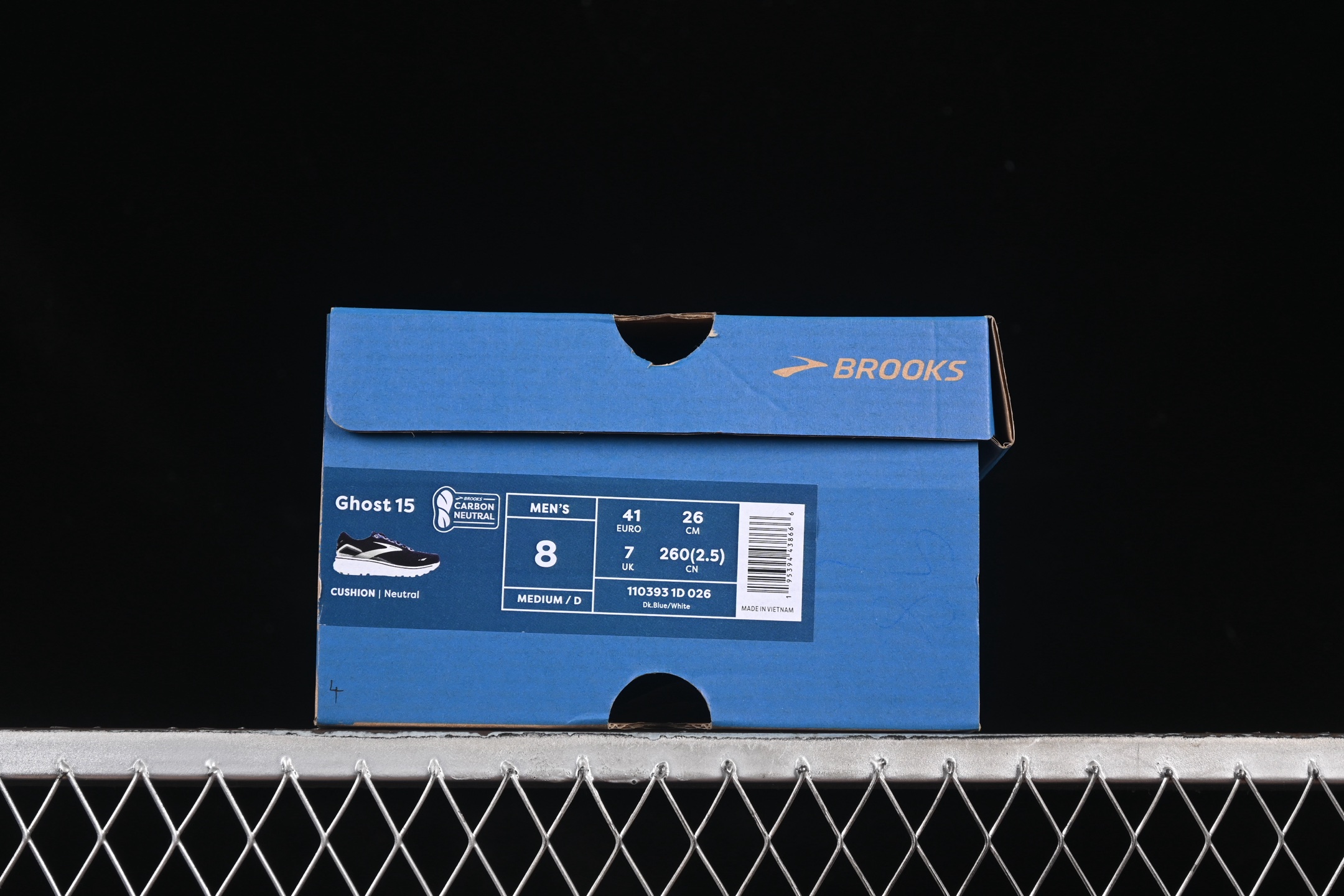 💰240纯原
Brooks Ghost 15 布鲁克斯 幽灵15系列低帮透气缓震支撑休闲运动慢跑鞋 1103931D026
#采用改进工程空气网眼组合热熔工艺 鞋面材质搭载DNA LOFT V2密度泡棉缓震系统 中底外置防滑耐磨橡胶底片 回归个性化跑姿
尺码:36 36.5 37.5 38 38.5 39 40 40.5 41 42 42.5 43 44 44.5 45 46 9.D4