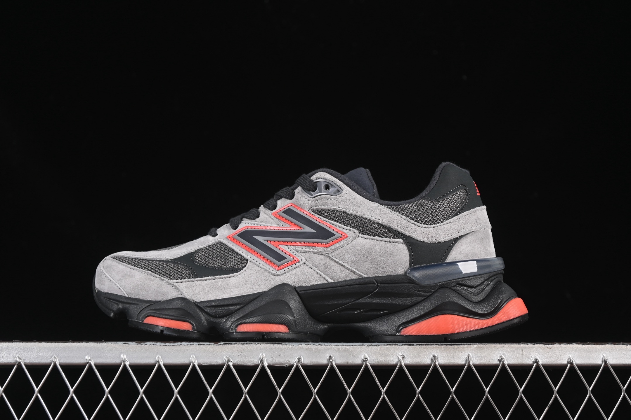纯原 New Balance NB9060 联名款 复古休闲运动慢跑鞋 U9060JBO
#鞋款灵感