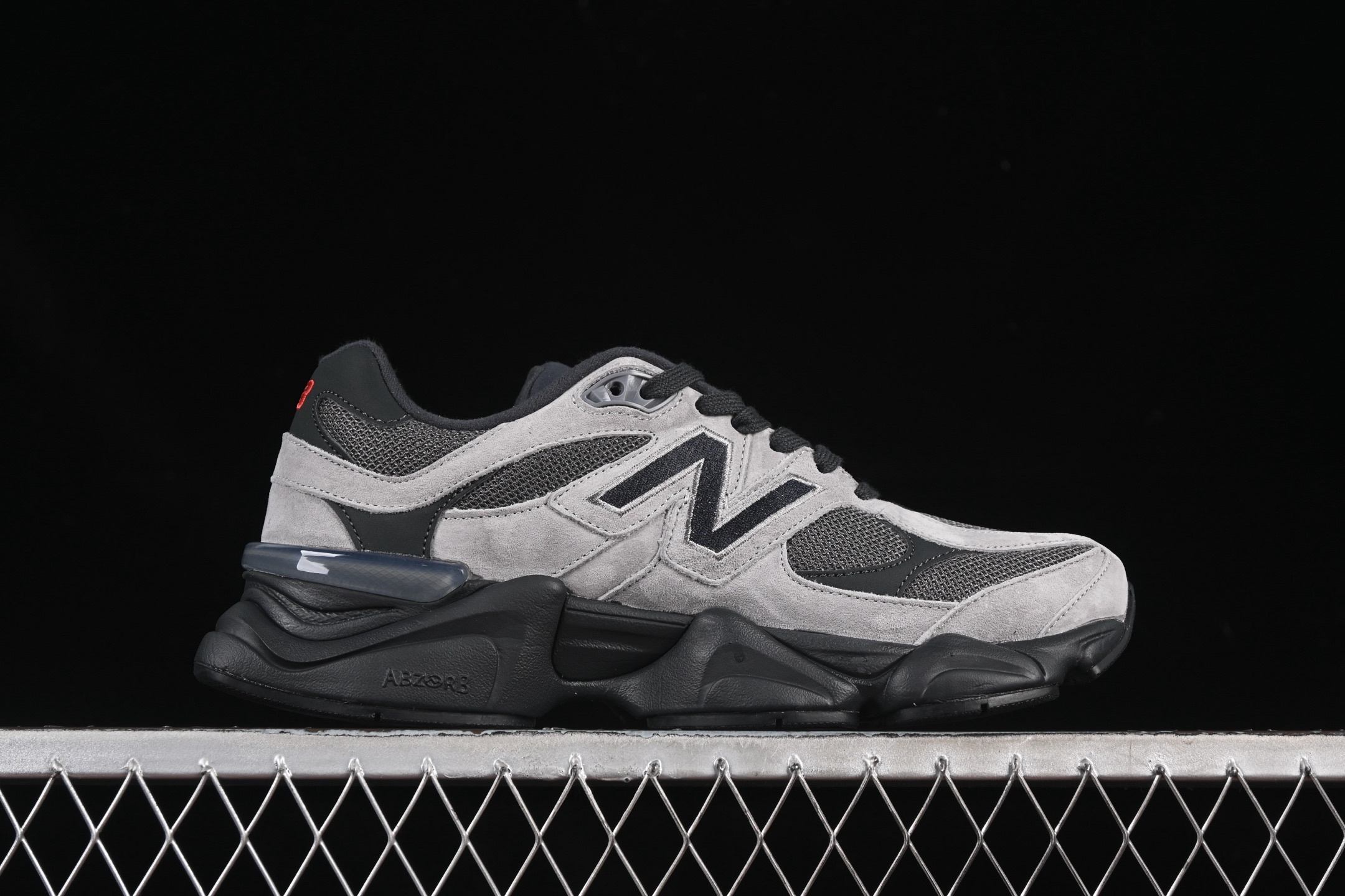 纯原 New Balance NB9060 联名款 复古休闲运动慢跑鞋 U9060JBO
#鞋款灵感