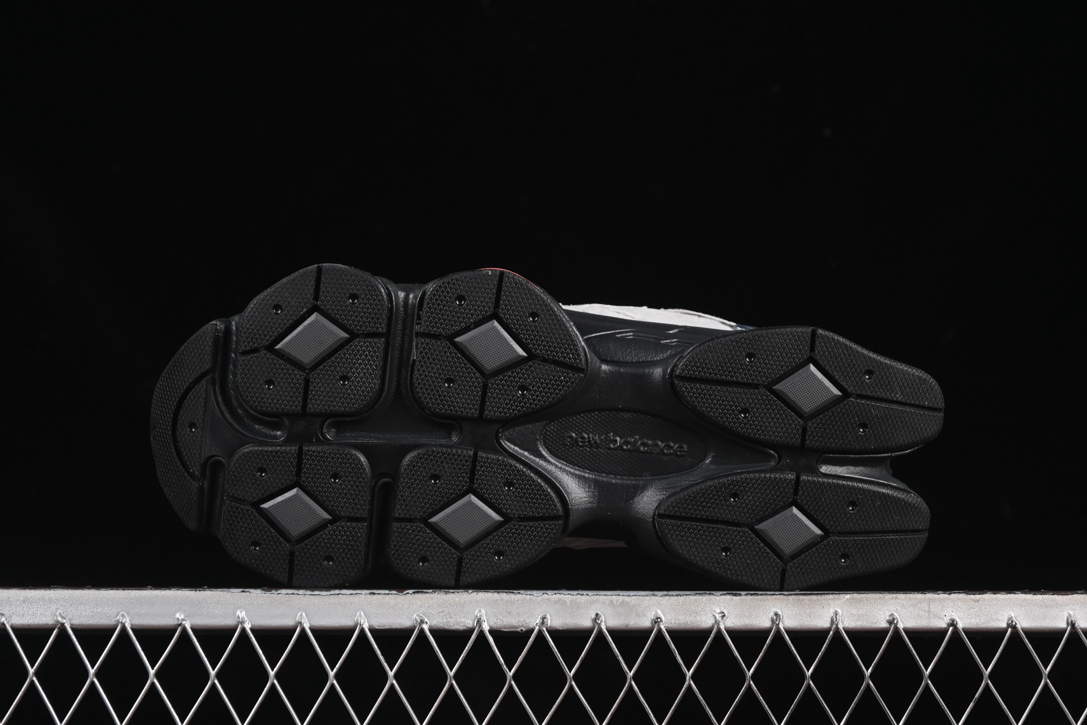 纯原 New Balance NB9060 联名款 复古休闲运动慢跑鞋 U9060JBO
#鞋款灵感