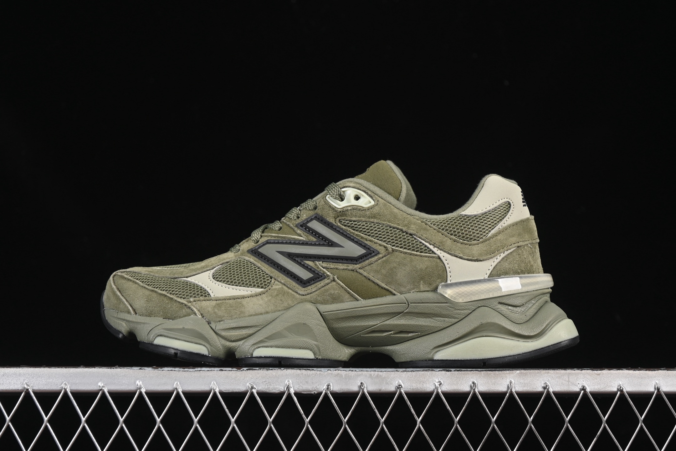 纯原 New Balance NB9060 联名款 复古休闲运动慢跑鞋 U9060ZGD
#鞋款灵感