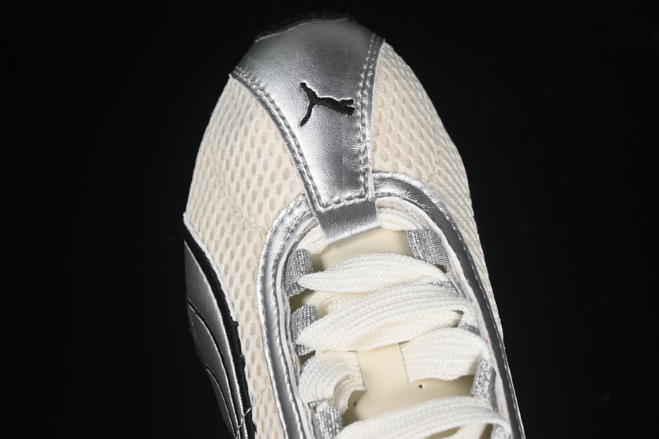 💰190纯原
Puma H-Street OG 彪马低帮生活休闲鞋 403692-05
尺码：36 37 37.5 38 38.5 39 40 40.5 41 42 42.5 43 44 45 N.C3