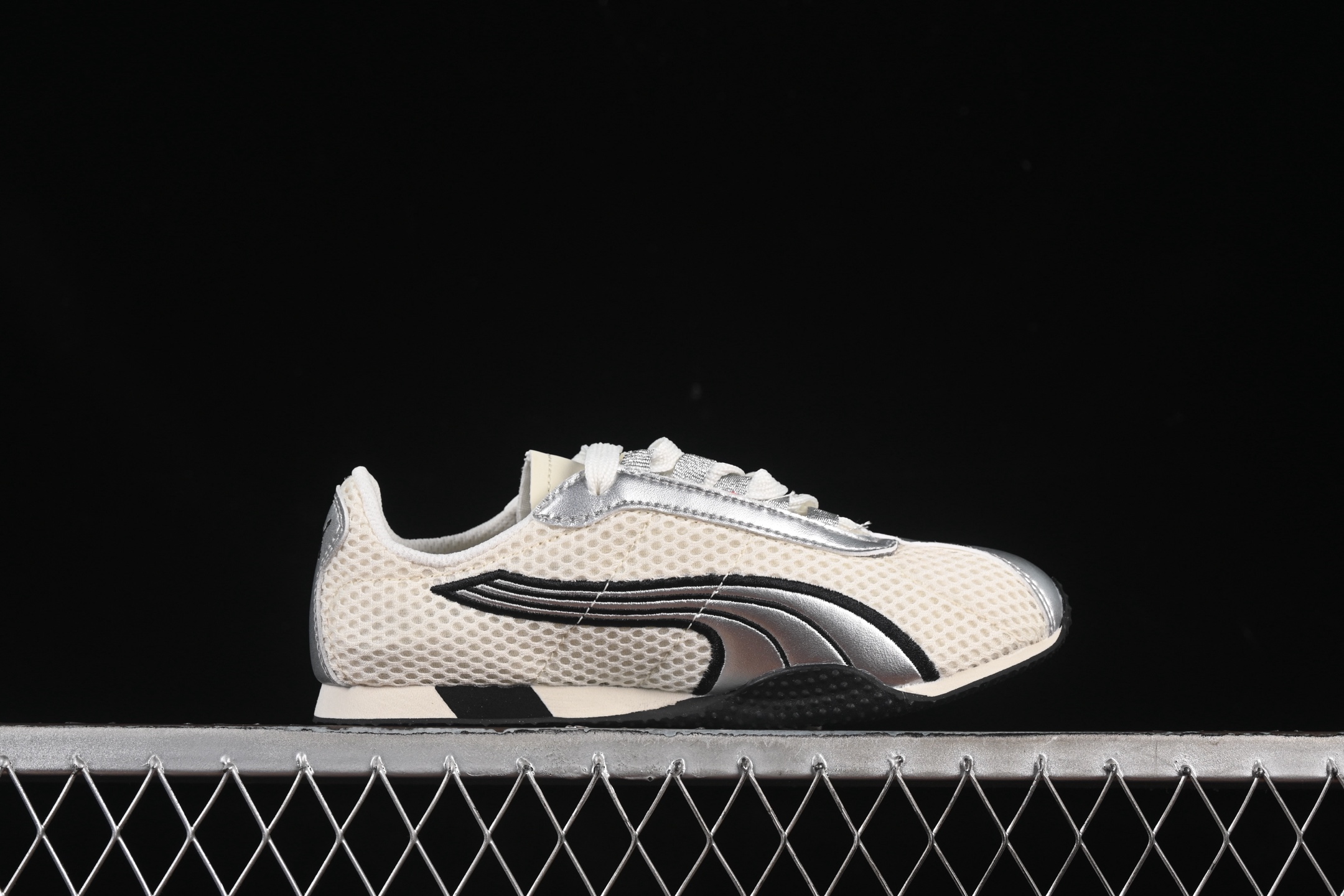 💰190纯原
Puma H-Street OG 彪马低帮生活休闲鞋 403692-05
尺码：36 37 37.5 38 38.5 39 40 40.5 41 42 42.5 43 44 45 N.C3