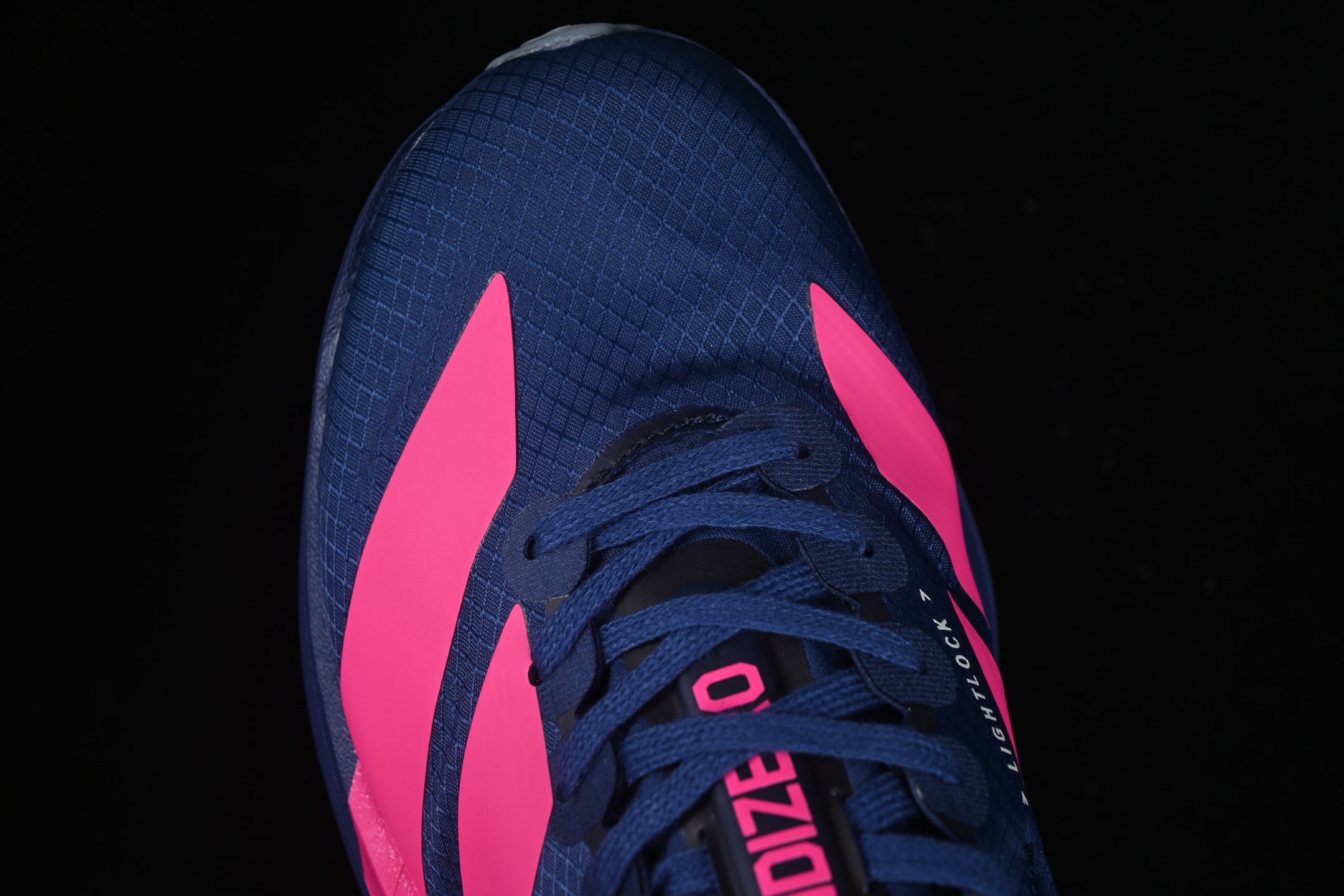 💰240纯原
Adidas Adizero Adios 4 M JR1228 阿迪透气轻盈低帮跑步鞋
尺码：36 36.5 37 38 38.5 39 40 40.5 41 42 42.5 43 44 44.5 45 46 7+C3