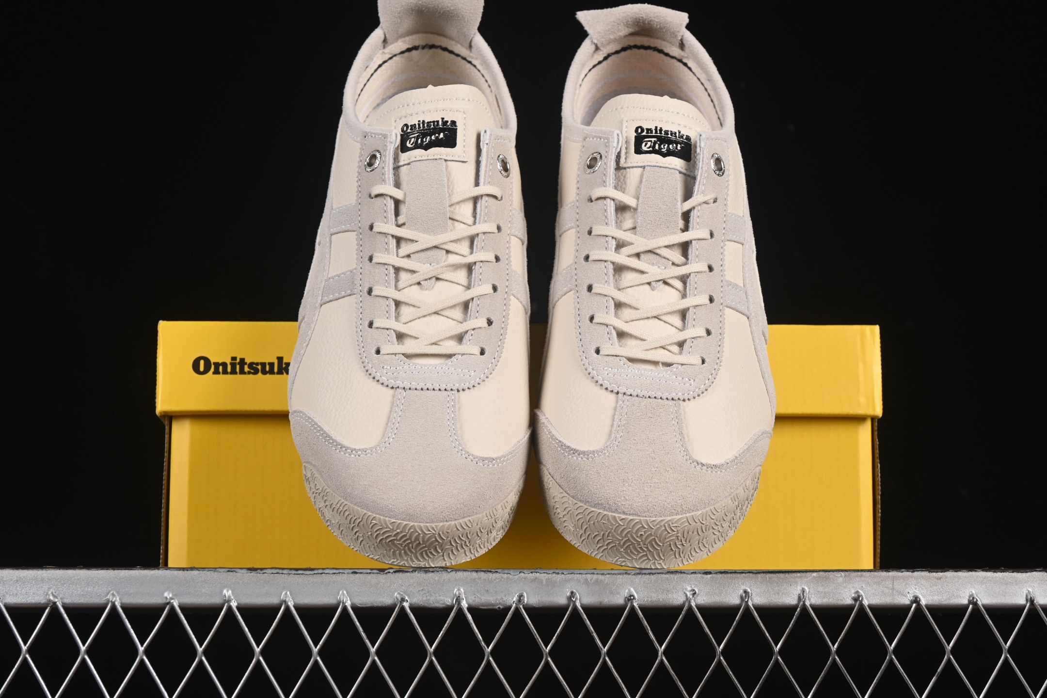  OnitsukaTiger/鬼塚虎 Mexico 66 SD 低邦休闲跑步鞋 1183C015-101