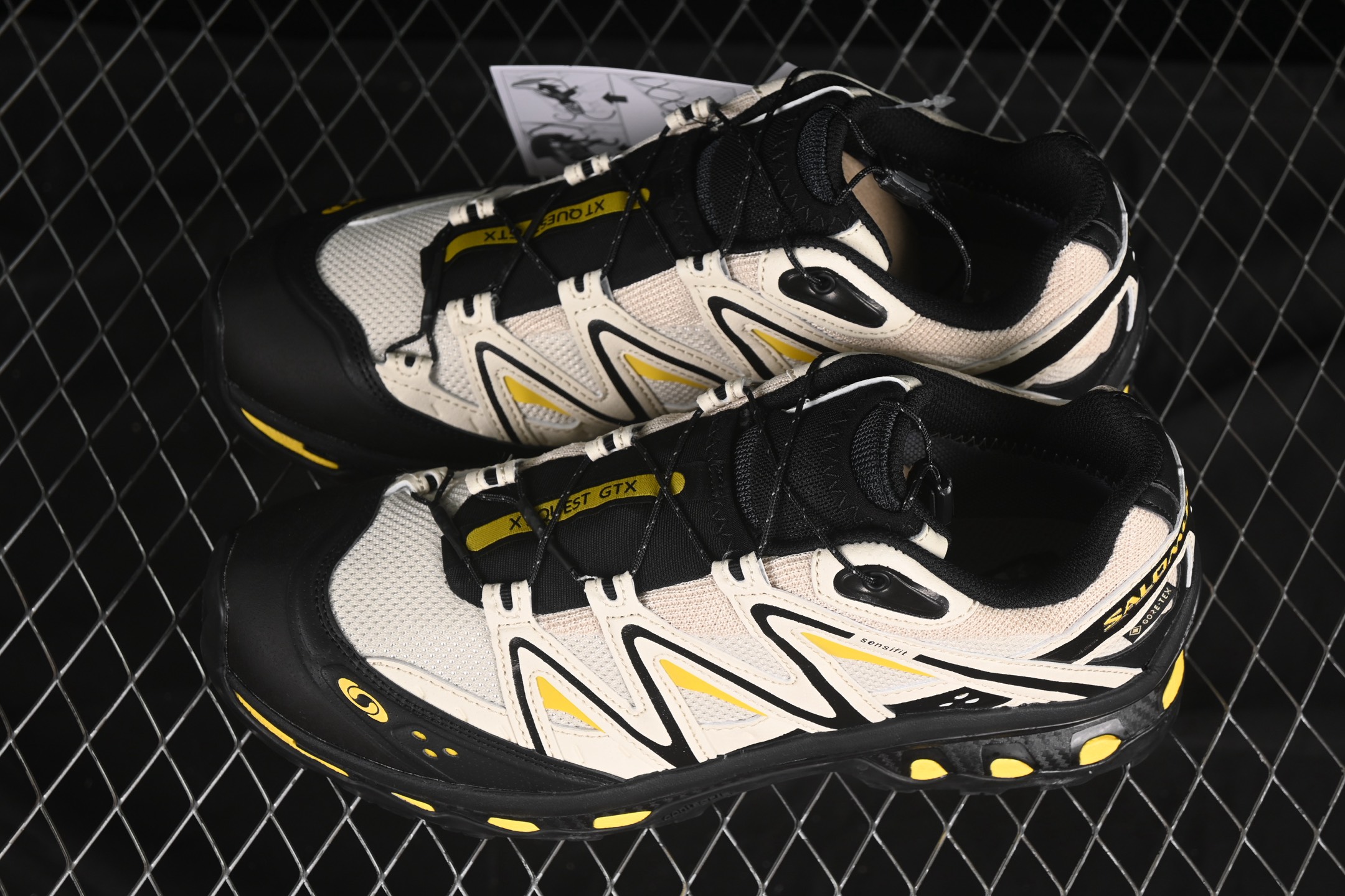 💰260纯原
Salomon XT-Quest "GTX" 萨洛蒙 探索者系列户外越野跑鞋 477810-23
尺码：36 36.5 37 38 38.5 39 40 40.5 41 42 42.5 43 44 44.5 45 99C3