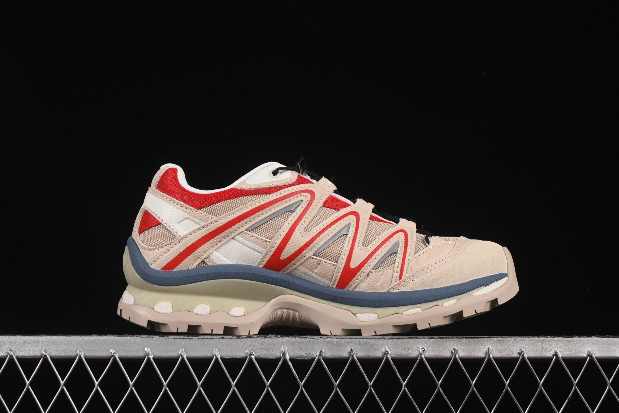 💰260纯原
 Salomon XT-Quest "GTX" 萨洛蒙 探索者系列户外越野跑鞋 474787
尺码：36 36.5 37 38 38.5 39 40 40.5 41 42 42.5 43 44 44.5 45 X.D4