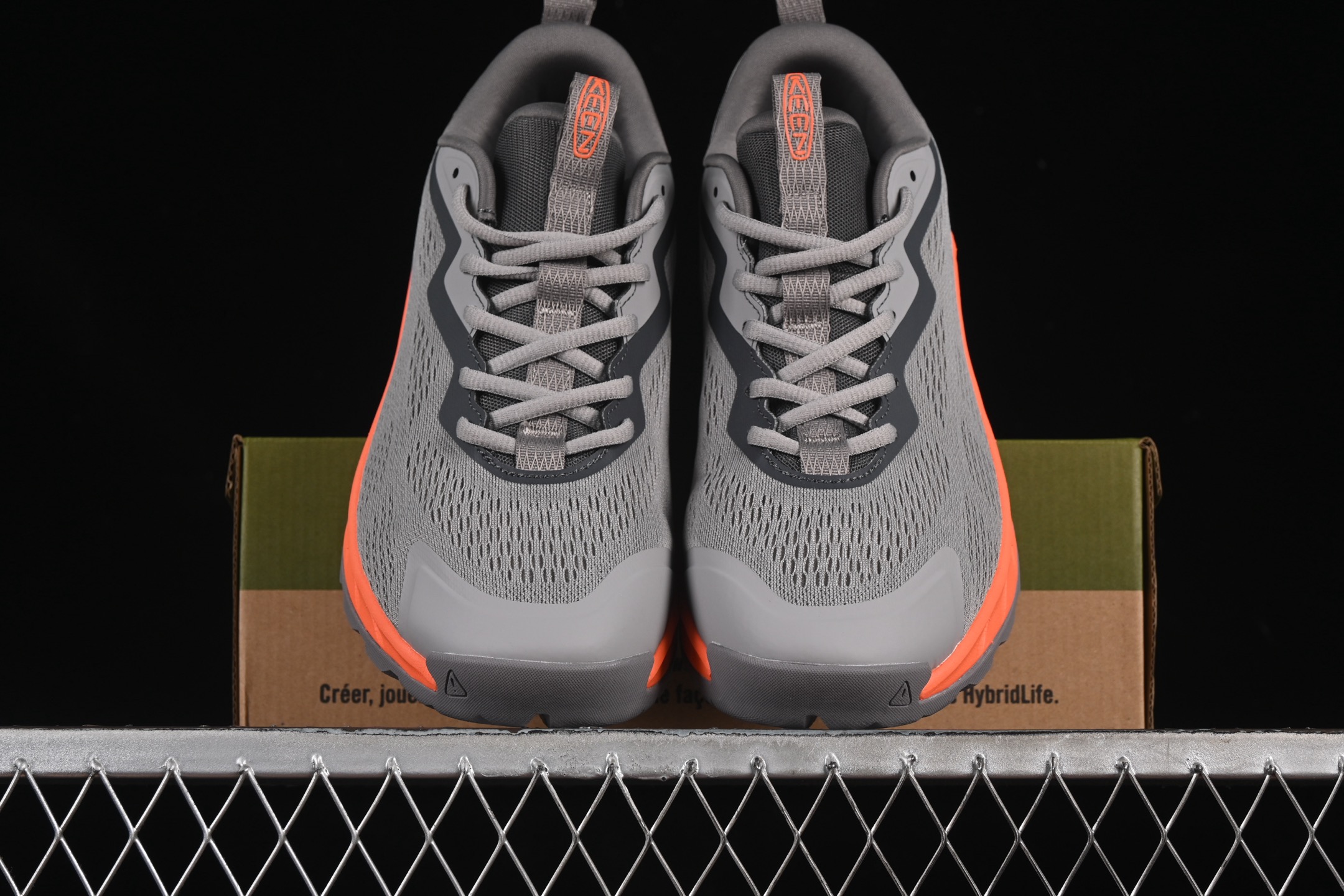 💰240纯原
 Keen Versacore Speed 科恩徒步越野户外透气登山休闲板鞋 1029004
尺码：39 40 40.5 41 42 42.5 43 44 44.5 45 C.D4