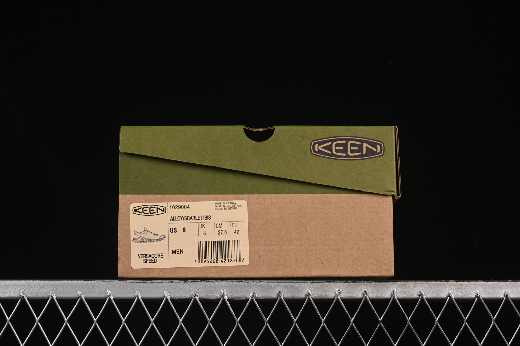 💰240纯原
 Keen Versacore Speed 科恩徒步越野户外透气登山休闲板鞋 1029004
尺码：39 40 40.5 41 42 42.5 43 44 44.5 45 C.D4