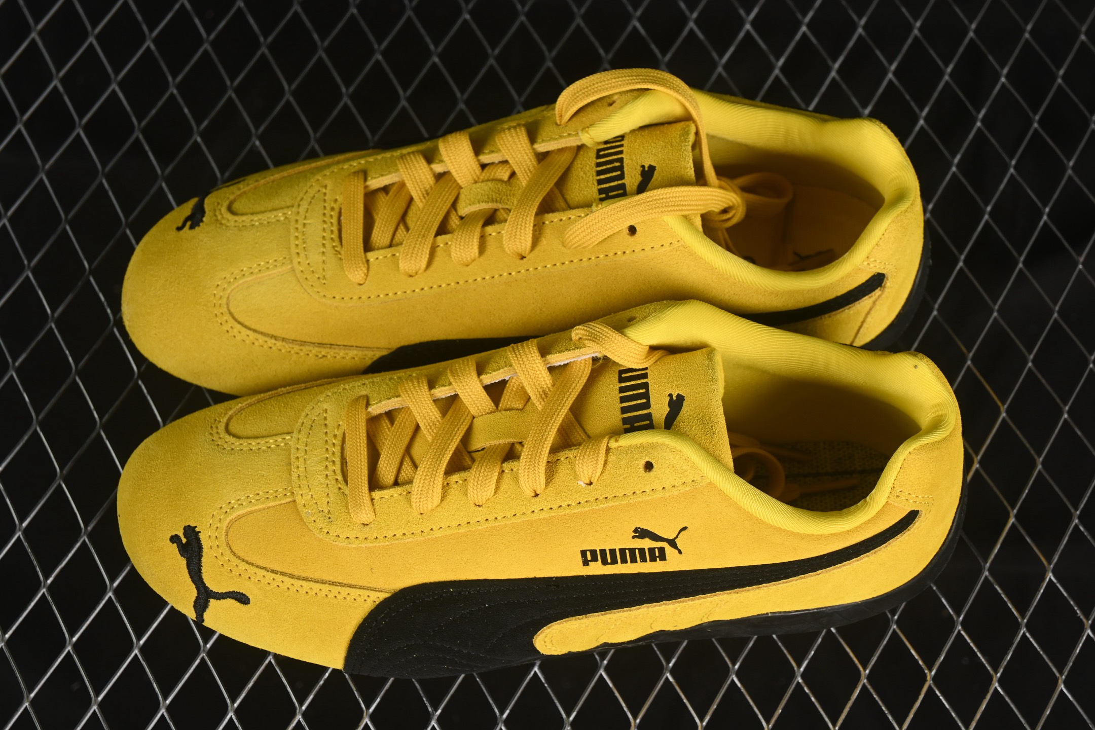 💰240纯原
The Open Product x Puma Speedcat 极速赛车系列彪马低帮生活休闲鞋 398846-19
#原装档案原数据纸版楦型 采用原厂固色翻毛皮鞋面材质 二次成型'猛帮'成型工艺
尺码:35 36 37 37.5 38 38.5 39 40 40.5 41 42 42.5 43 44 44.5 45 3.D4