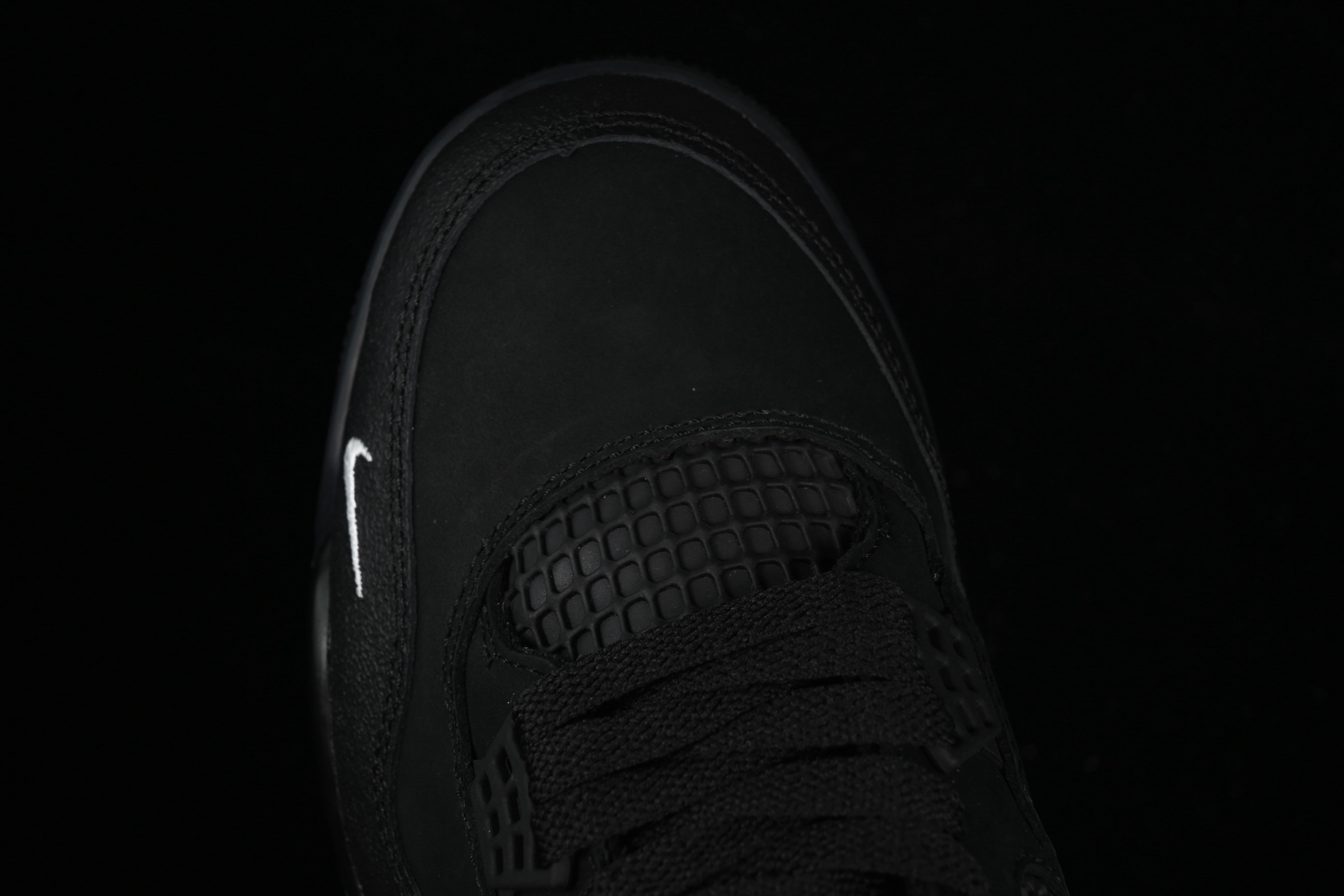 💰380纯原
 Nigel Sylvester x Air Jordan 4 Retro AJ4 乔4联名黑砖 HF4340-001
尺码：40 40.5 41 42 42.5 43 44 44.5 45 46 47.5 48.5 LTE5