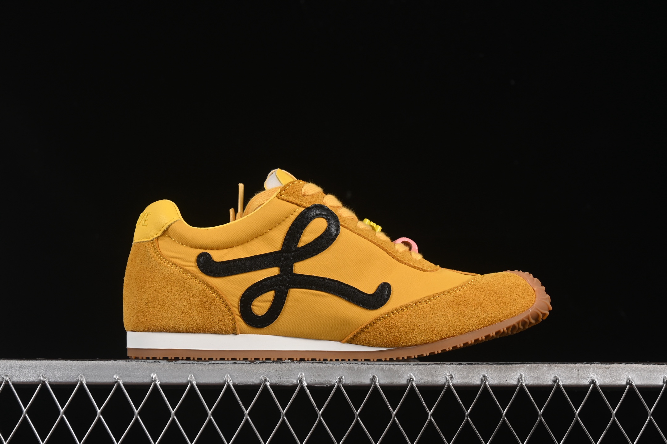 💰240纯原
 Loewe Ballet Runner 2.0 Sneakers 罗意威 芭蕾舞2.0系列阿甘复古风德训薄底百搭休闲运动鞋
尺码：35 36 37 38 39 40 AJD4