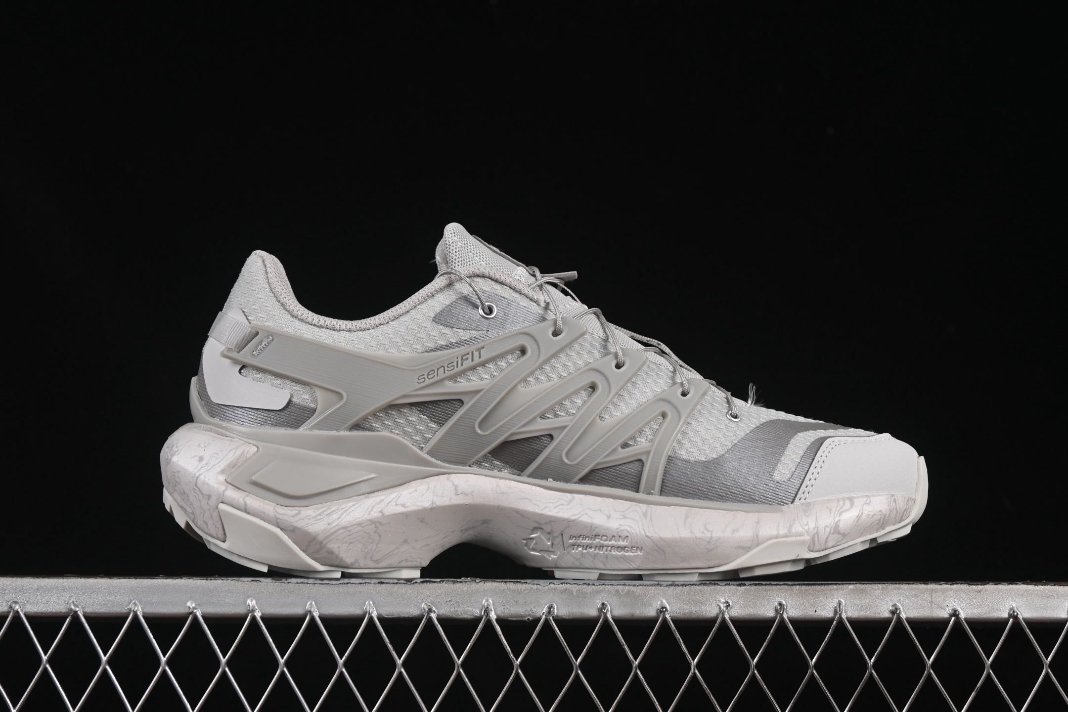 💰300纯原
Salomon XT Pu.re Advanced 萨洛蒙户外越野跑鞋 476047-30
尺码：36 36.5 37 38 38.5 39 40 40.5 41 42 42.5 43 44 44.5 45 46 AJE5