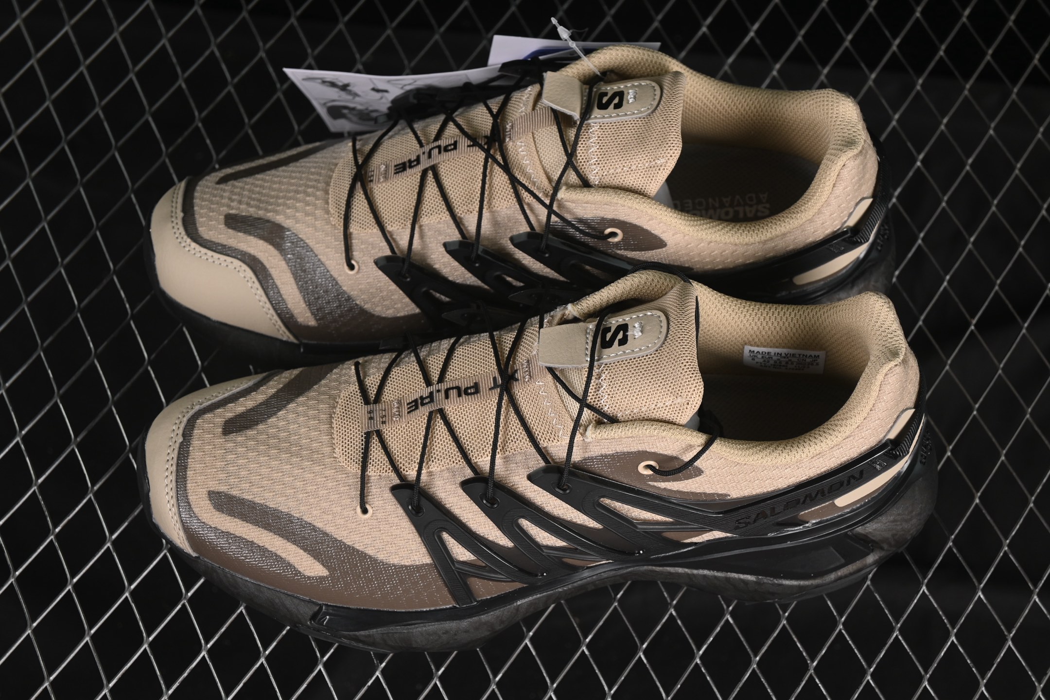 💰300纯原
 Salomon XT Pu.re Advanced 萨洛蒙户外越野跑鞋 474462-33
尺码：36 36.5 37 38 38.5 39 40 40.5 41 42 42.5 43 44 44.5 45 AJE5