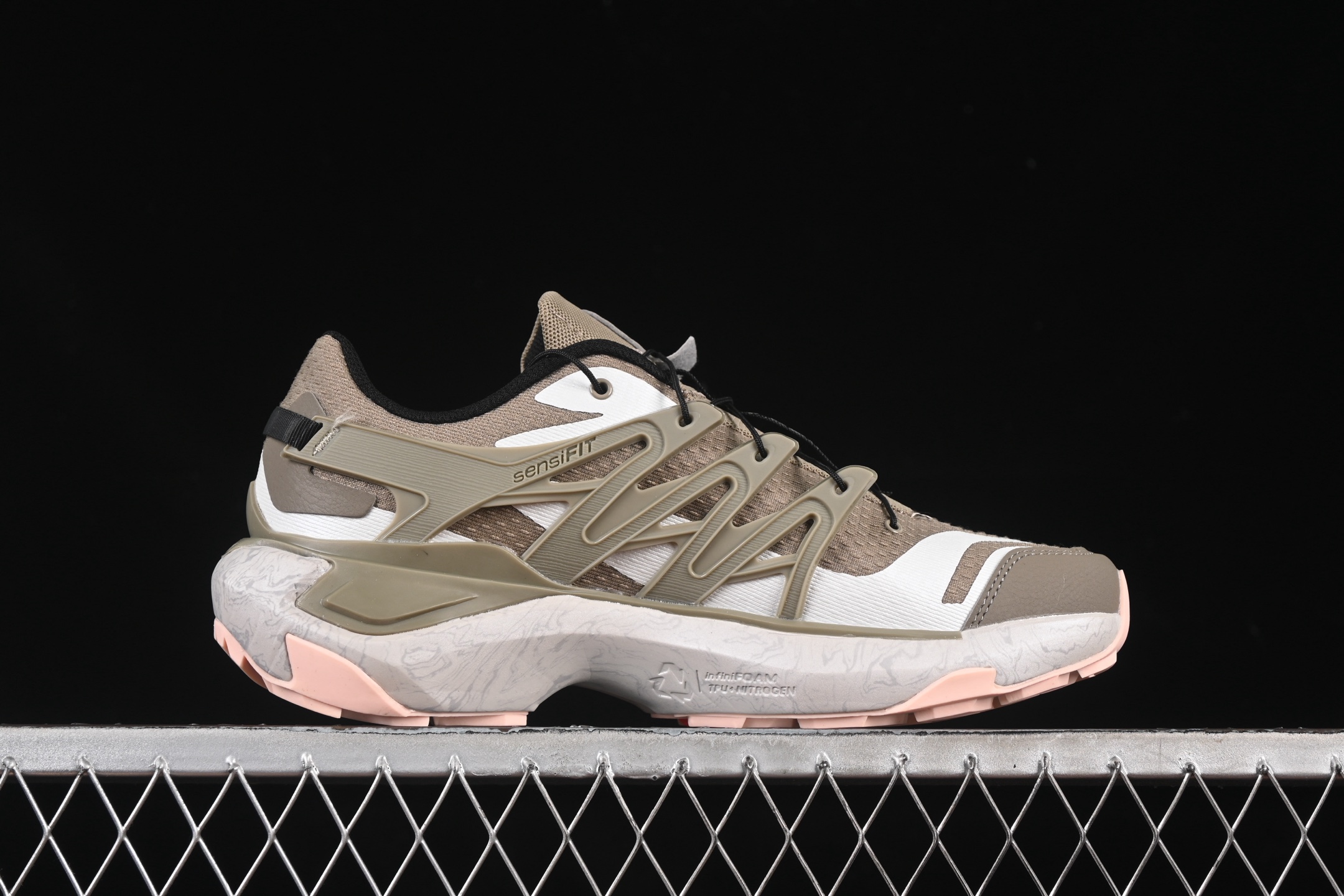 💰300纯原
 Salomon XT Pu.re Advanced 萨洛蒙户外越野跑鞋 478026-23
尺码：36 36.5 37 38 38.5 39 40 40.5 41 42 42.5 43 44 44.5 45 AJE5