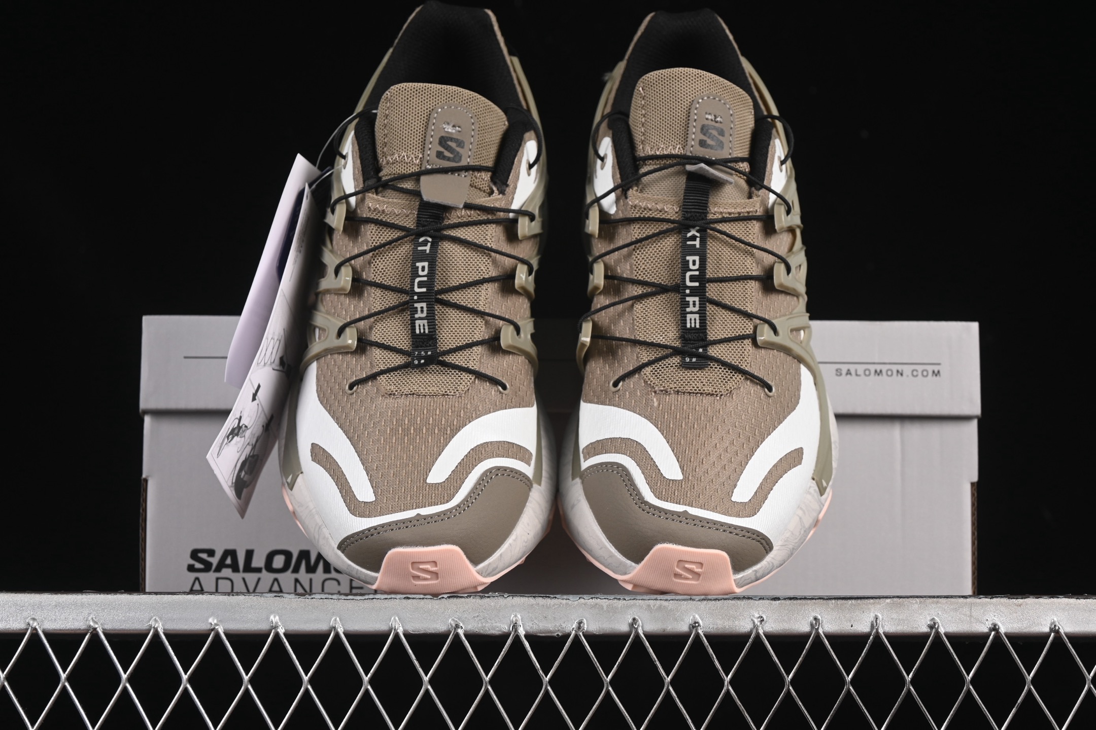 💰300纯原
 Salomon XT Pu.re Advanced 萨洛蒙户外越野跑鞋 478026-23
尺码：36 36.5 37 38 38.5 39 40 40.5 41 42 42.5 43 44 44.5 45 AJE5