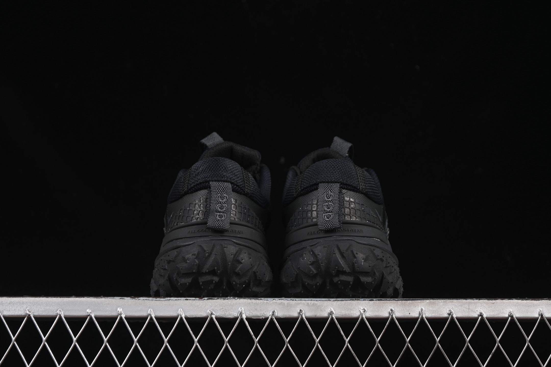  Nike ACG Mountain Fly 2 Low GTX SE 户外登山运动鞋 DV7903-0
