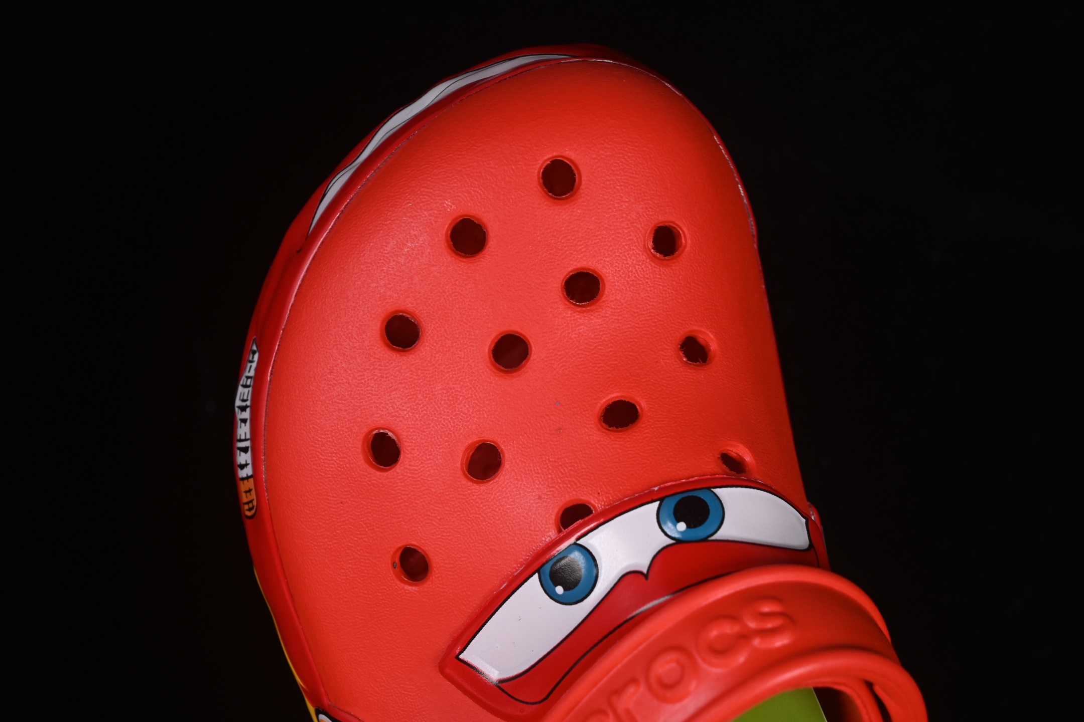 💰160纯原
儿童款带灯 Cars x Crocs Classic Clog 卡骆驰 赛车总动员联名 经典两用沙滩洞洞鞋 凉鞋拖鞋
#如需配件+¥20 #东莞原厂 欧洲订单 无盒软包 同步官方尺码
尺码:C8(25)C9(26) C10(27)C11(28)C12(29)C13(30-31)J1(32)J2(33-34)J3(35-36)B.D4