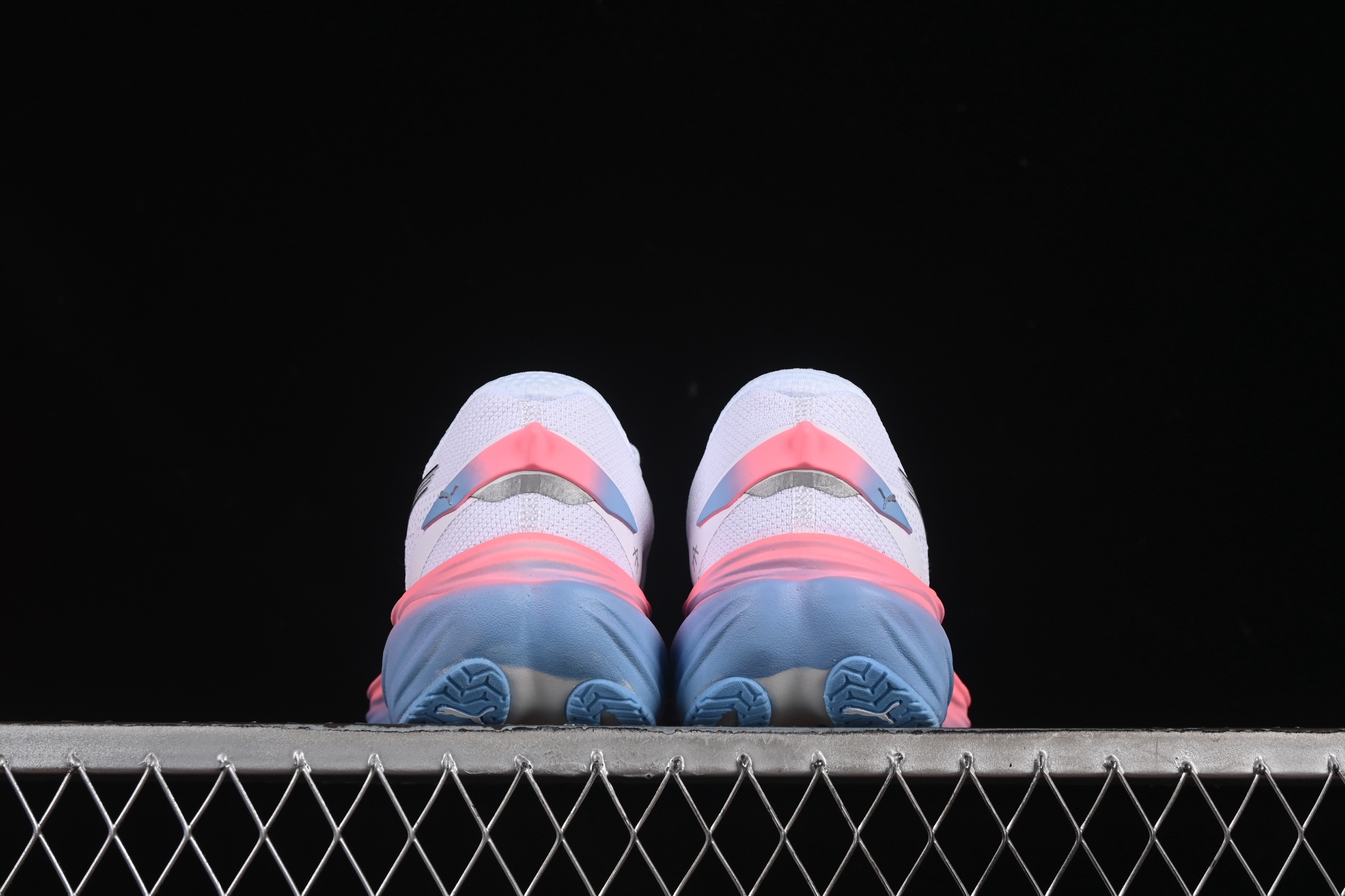 💰220纯原
Puma Deviate Nitro 3 彪马舒适防滑耐磨低帮休闲跑步鞋 312491-01
尺码：36 37 37.5 38 38.5 39 40 40.5 41 42 42.5 43 44 44.5 45 7+C3