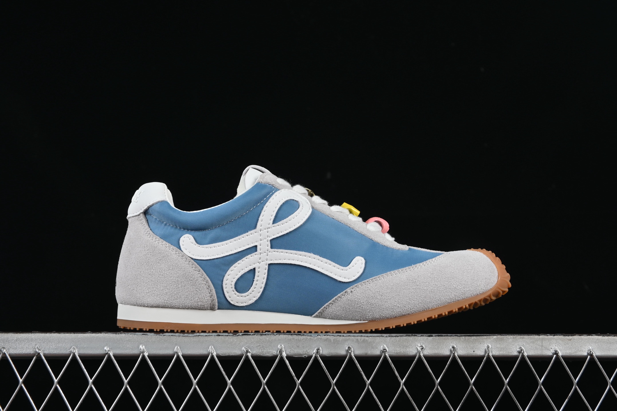 💰240纯原
 Loewe Ballet Runner 2.0 Sneakers 罗意威 芭蕾舞2.0系列阿甘复古风德训薄底百搭休闲运动鞋
尺码：35 36 37 38 39 40 AJD4