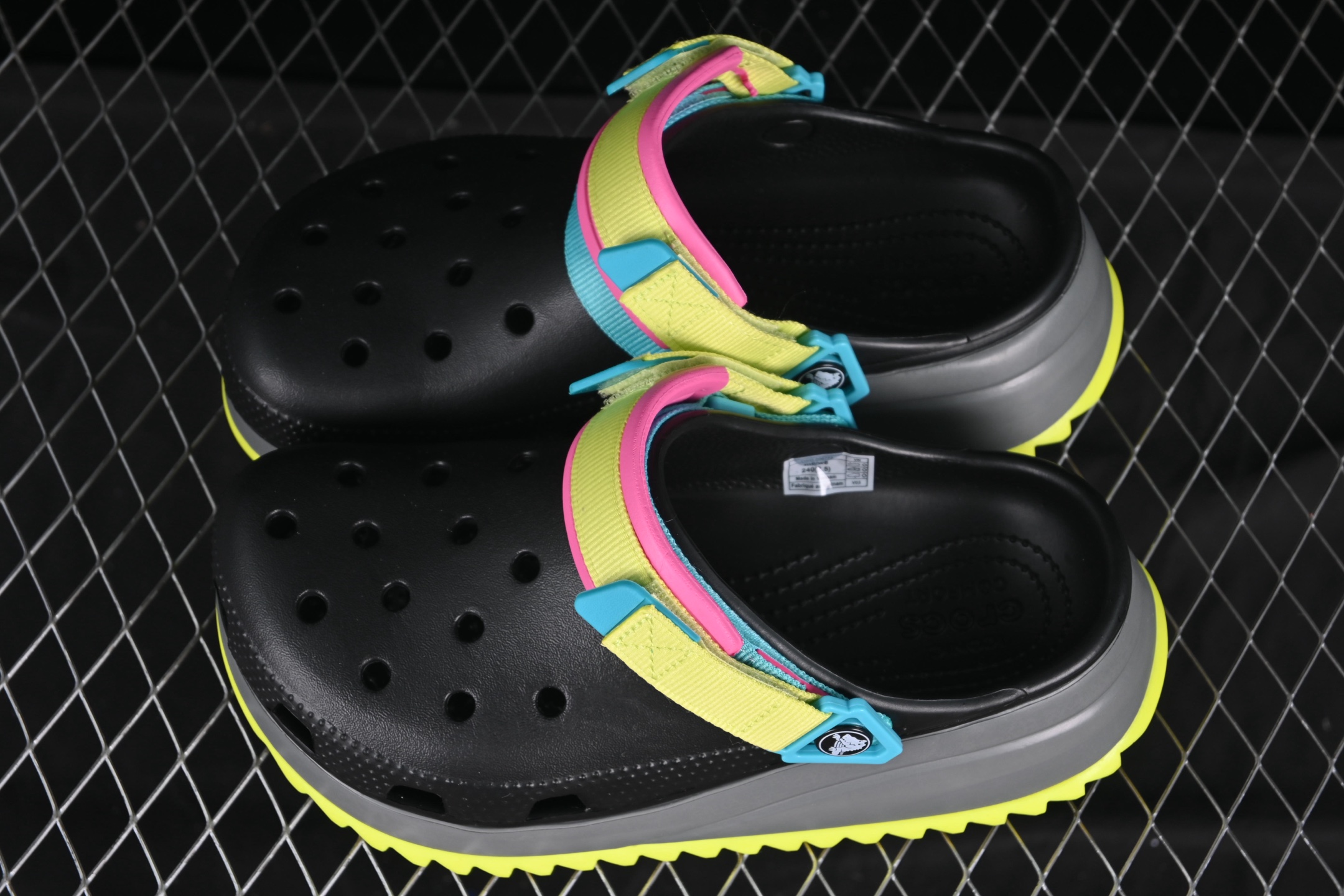 💰180纯原
Crocs Classic Hiker Clog 卡骆驰 酷走系列 经典两用沙滩洞洞鞋 凉鞋拖鞋
#东莞原厂 欧洲订单 无盒软包 同步官方尺码
尺码:M3(34-35)M4(36-37) M5(37-38)M6(38-39)M7(39-40)B.D4