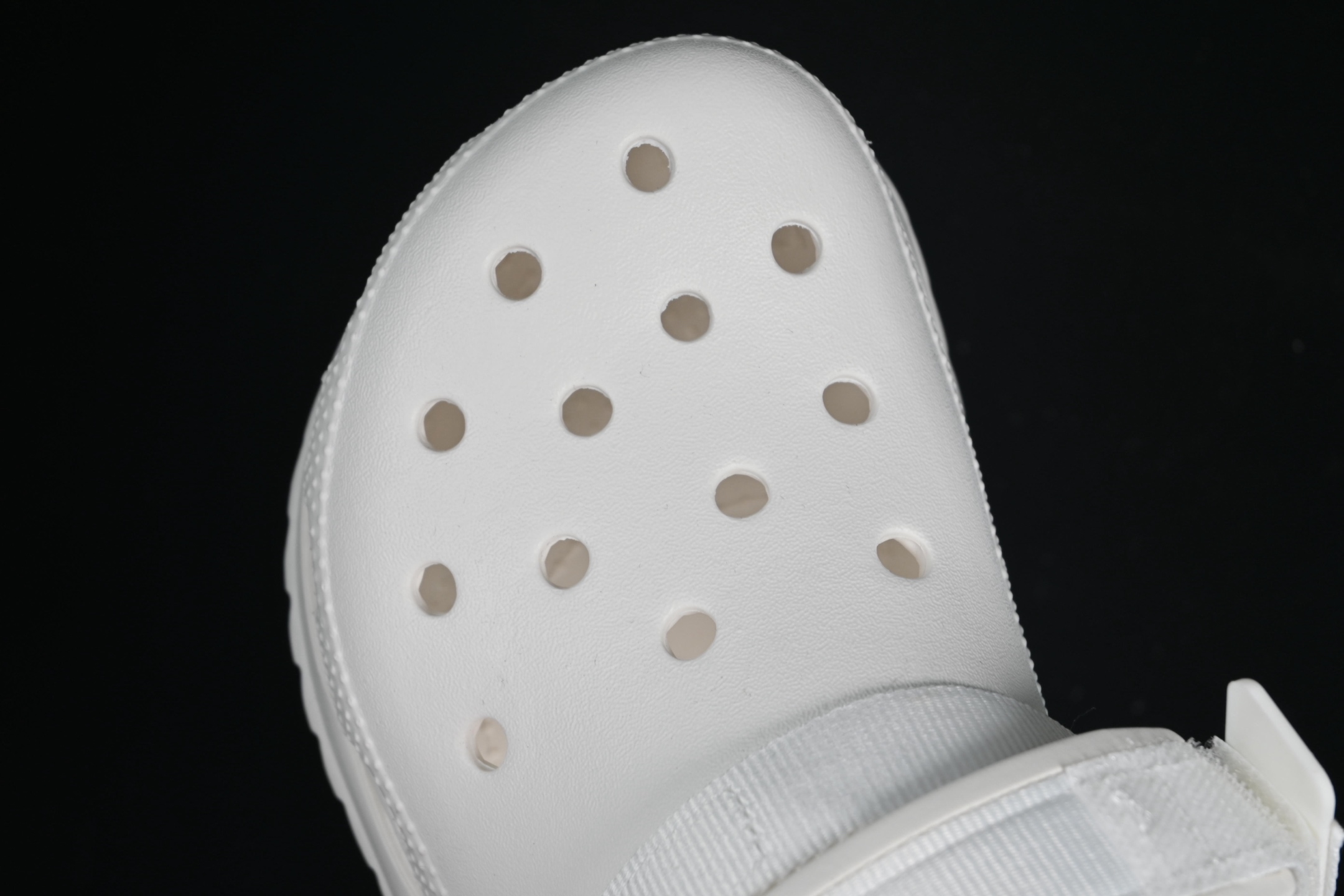 💰180纯原
Crocs Classic Hiker Clog 卡骆驰 酷走系列 经典两用沙滩洞洞鞋 凉鞋拖鞋
#东莞原厂 欧洲订单 无盒软包 同步官方尺码
尺码:M3(34-35)M4(36-37) M5(37-38)M6(38-39)M7(39-40)B.D4